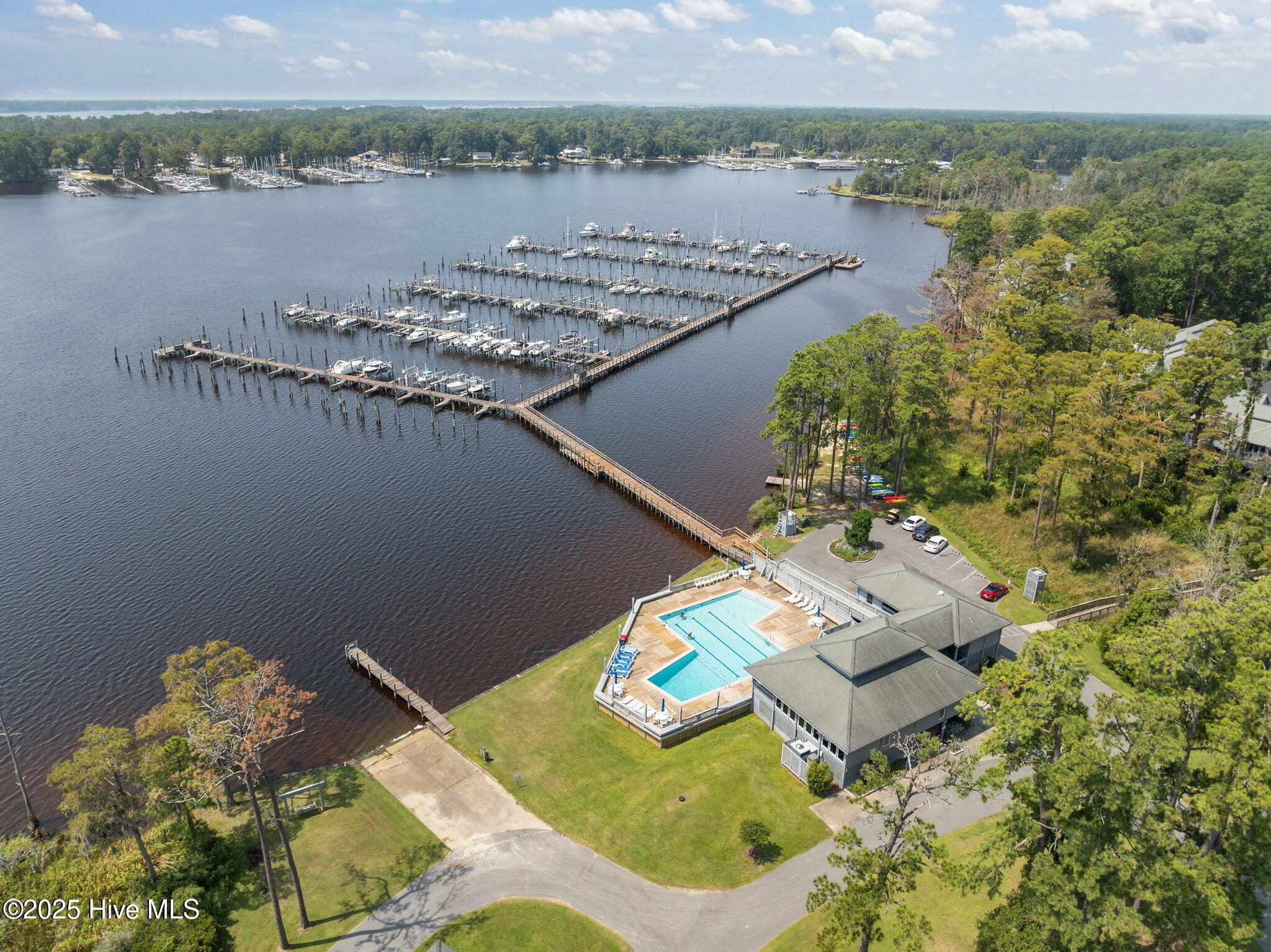 100 Greenbriar Lane, Washington, NC, 27889