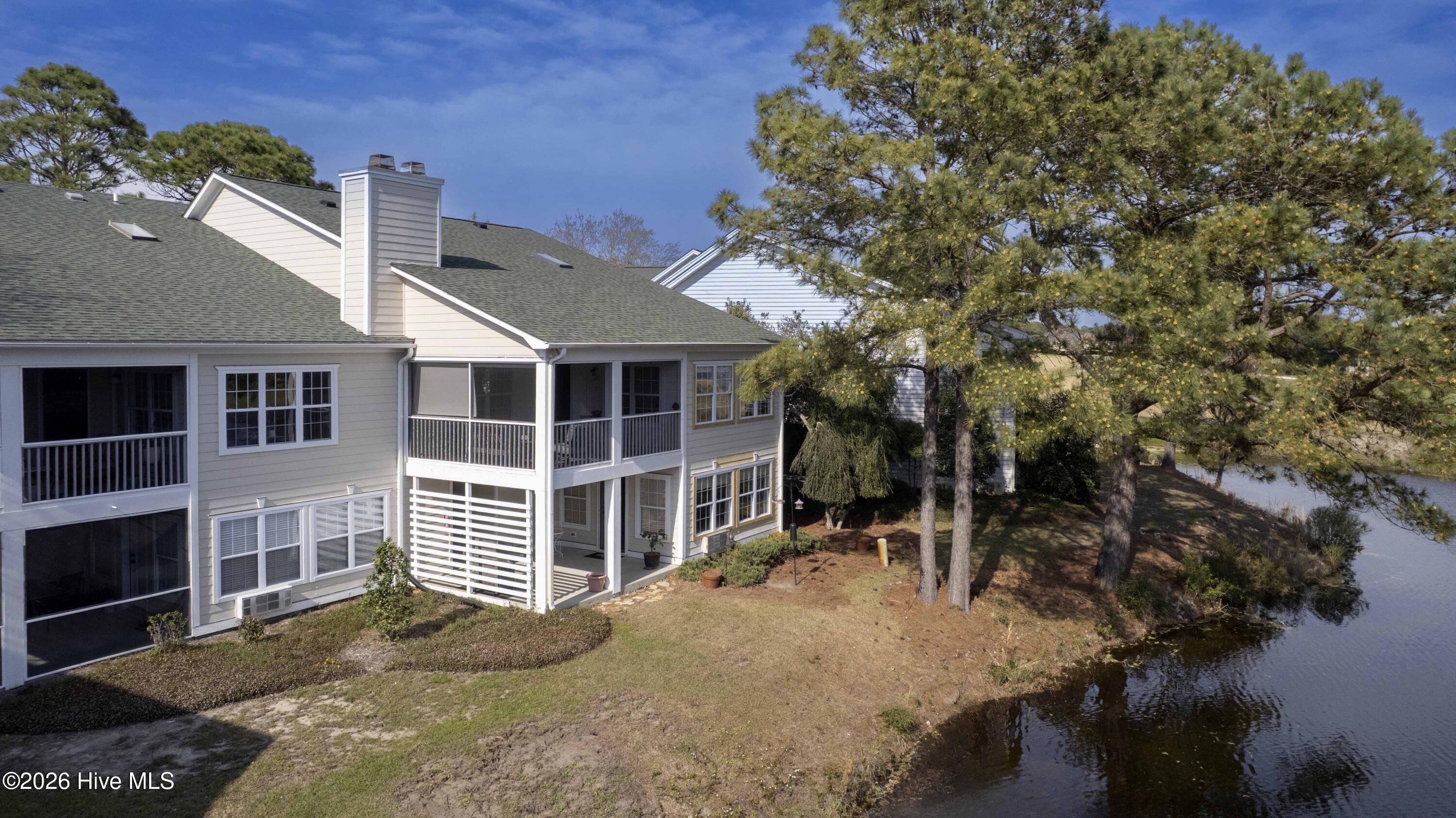 100563041 | Photo 60