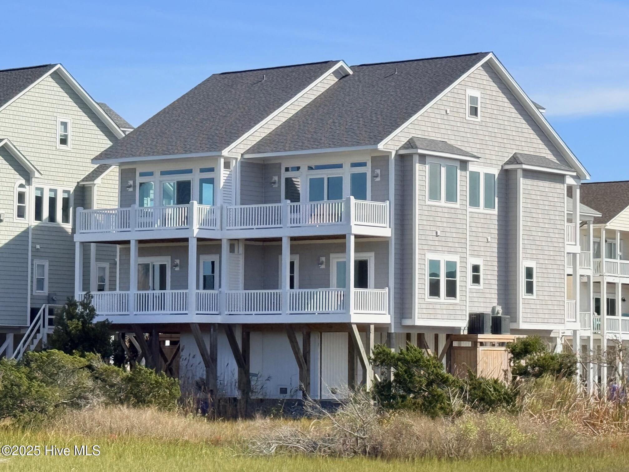 Homes for sale in North Topsail Beach, NC | 130 Sea Oaks Ct, North Topsail Beach, NC 28460 | MLS# 100506439