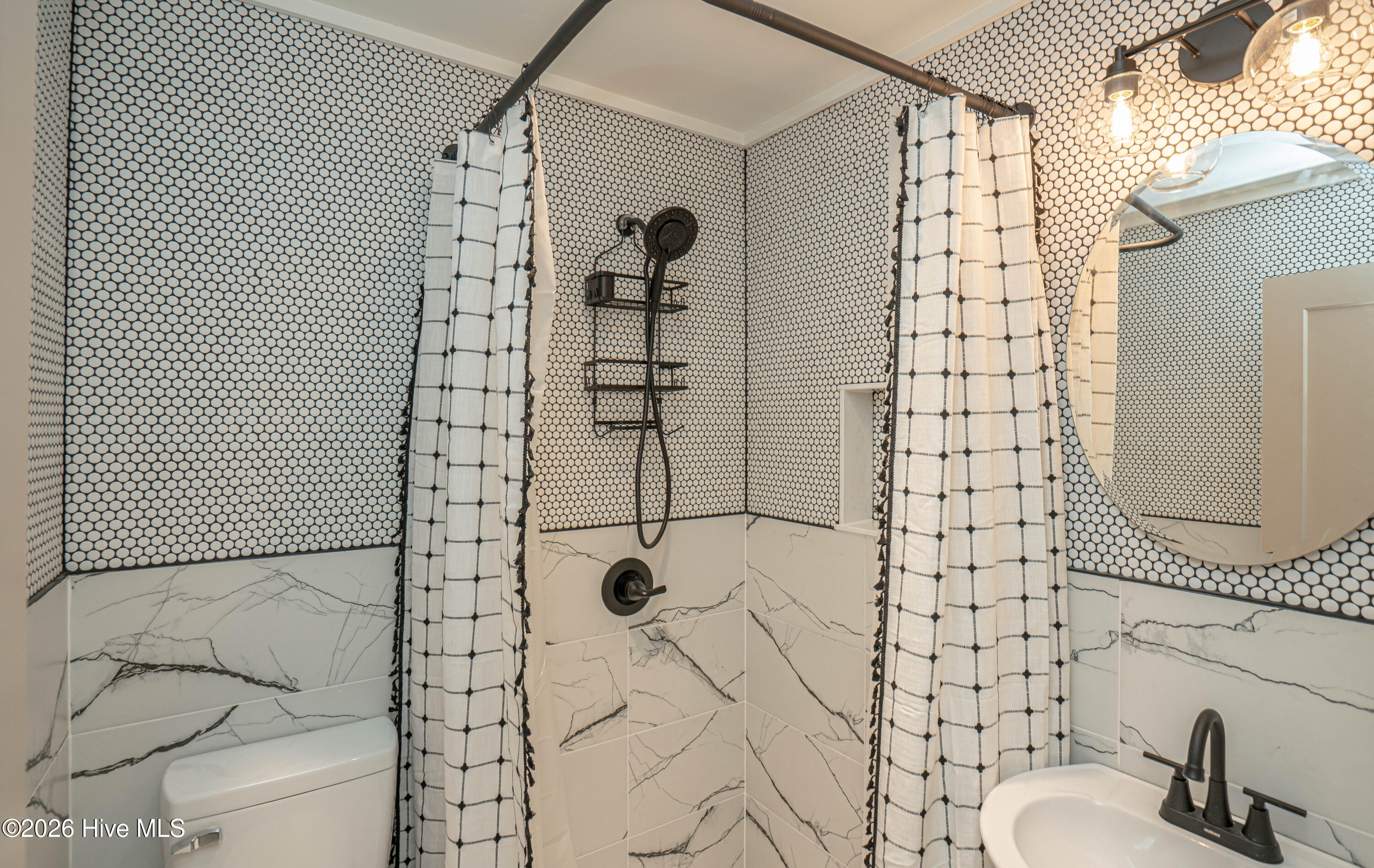 100567372 | Photo 58