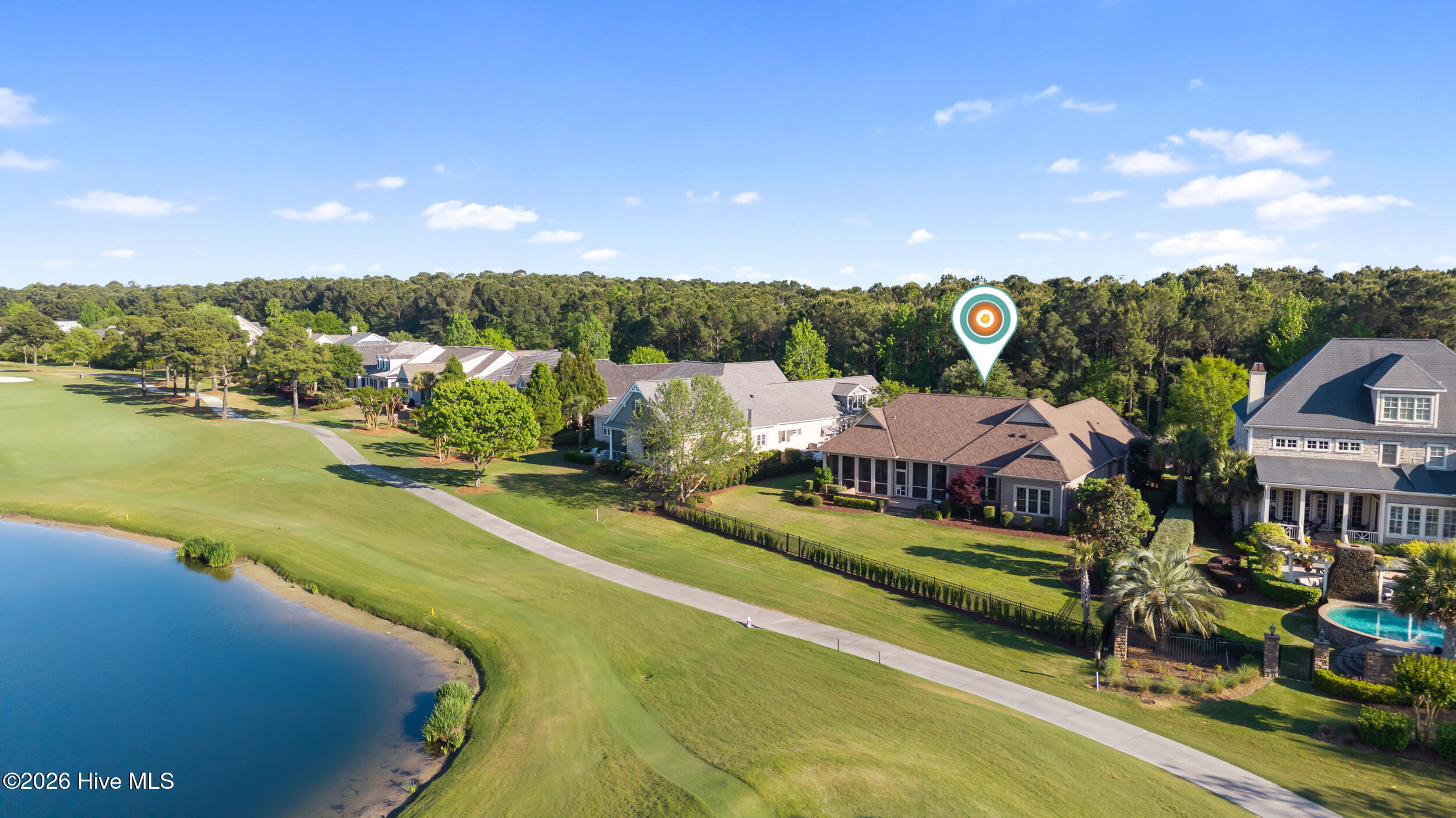 100567857 | Photo 55