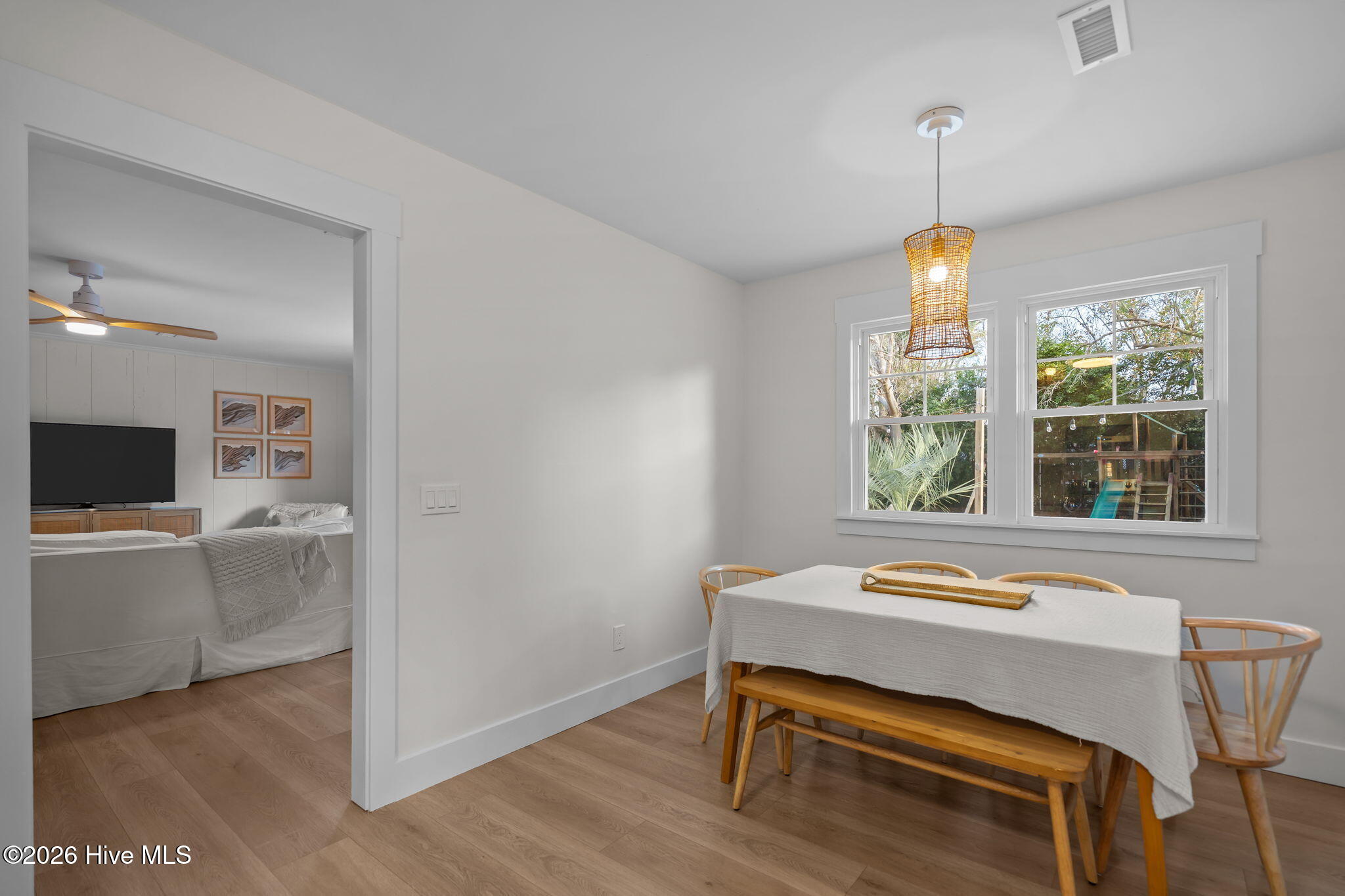 100552729 | Photo 15