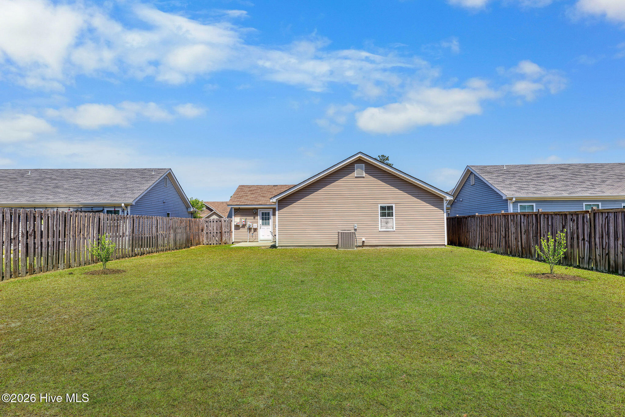 100568658 | Photo 26