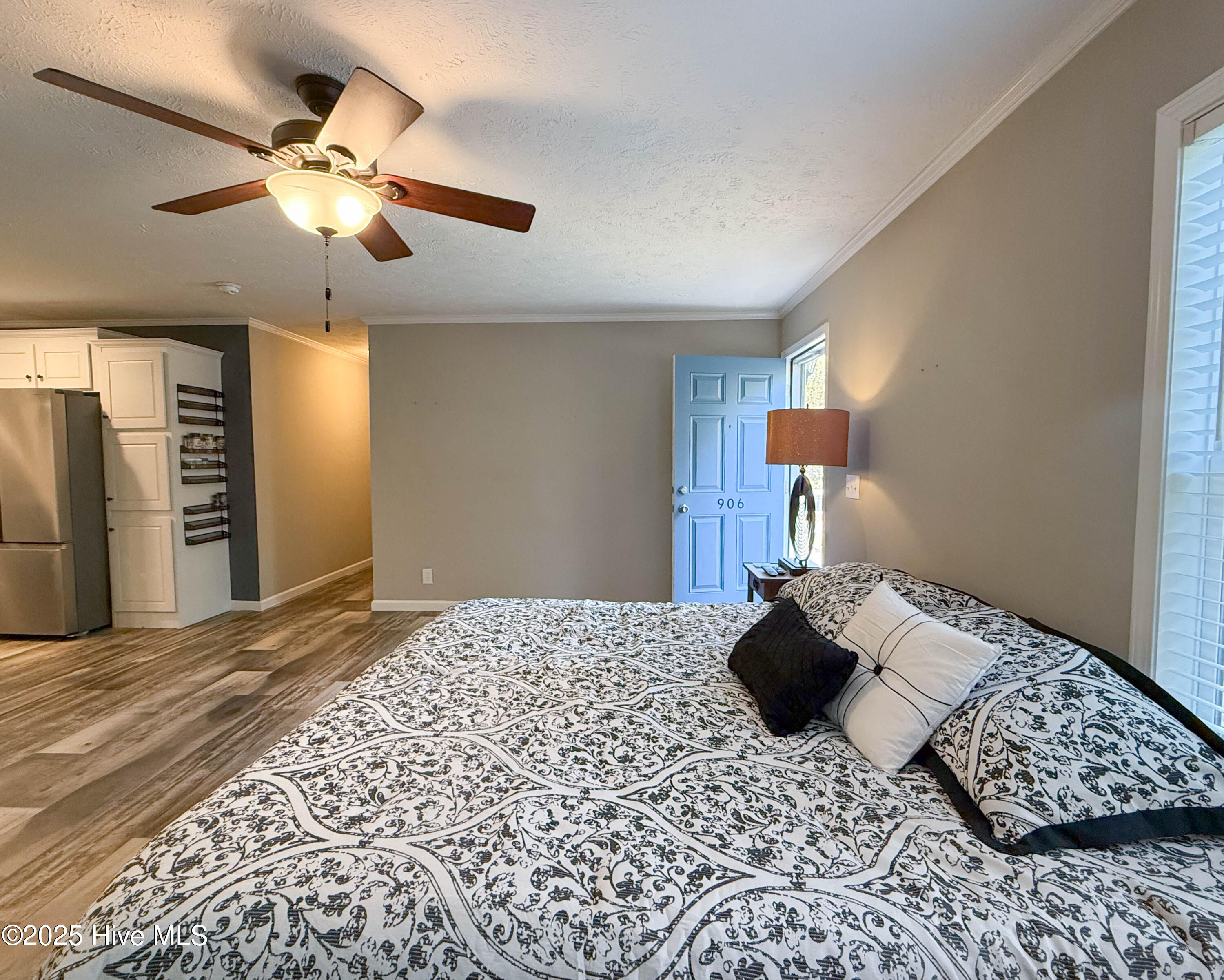 100540094 | Photo 18