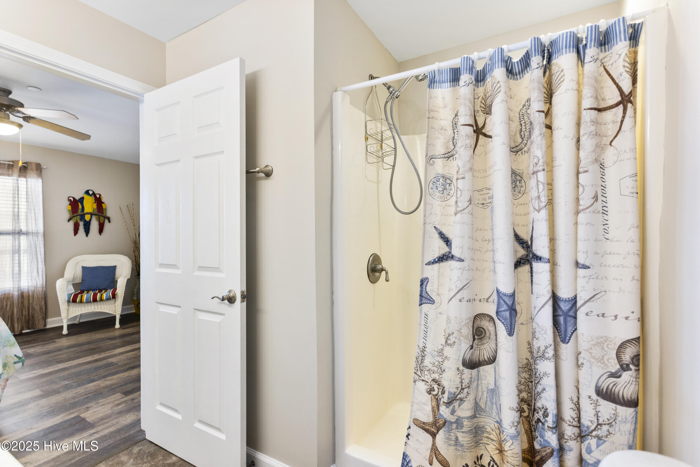 100563454 | Photo 20