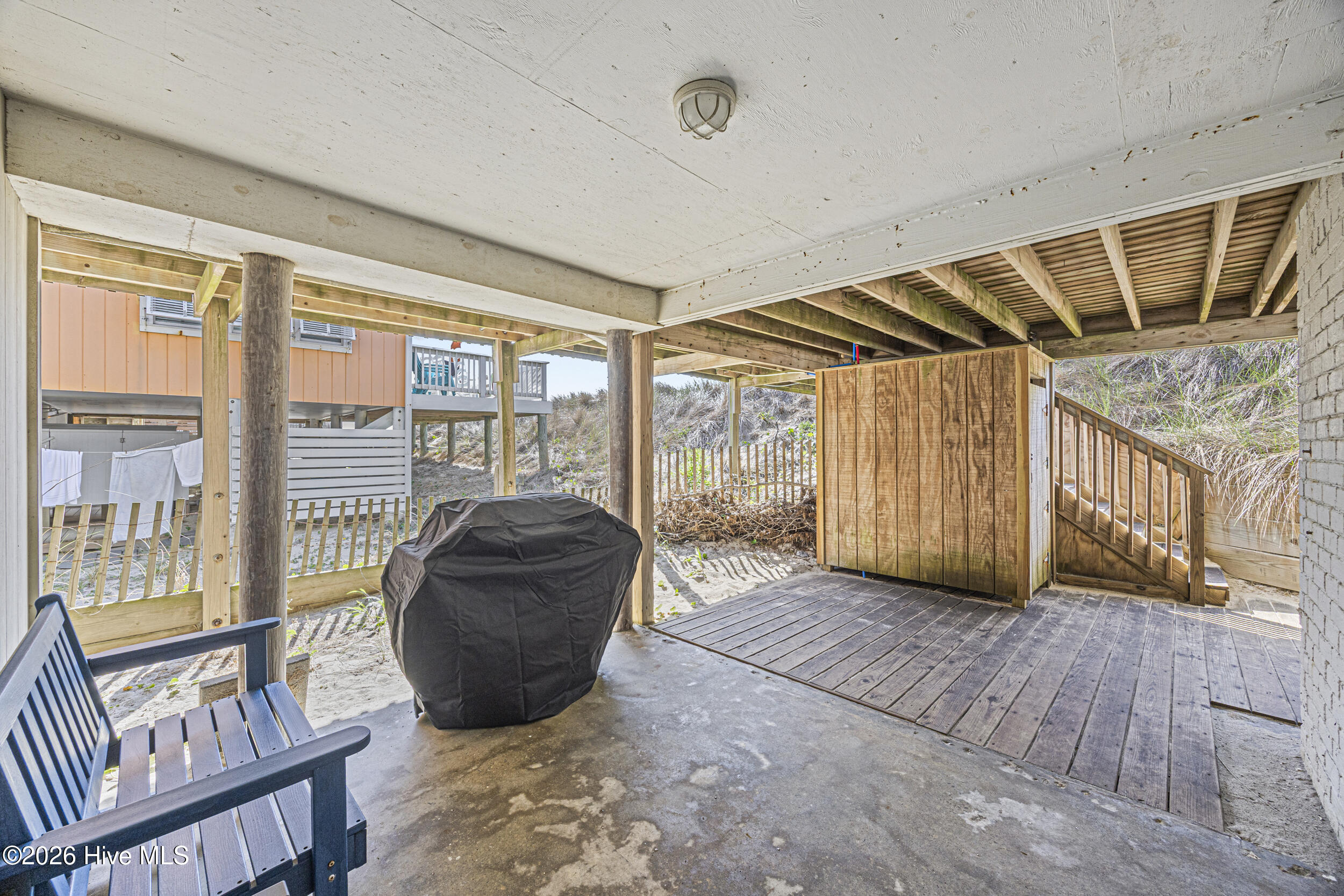 100568545 | Photo 55