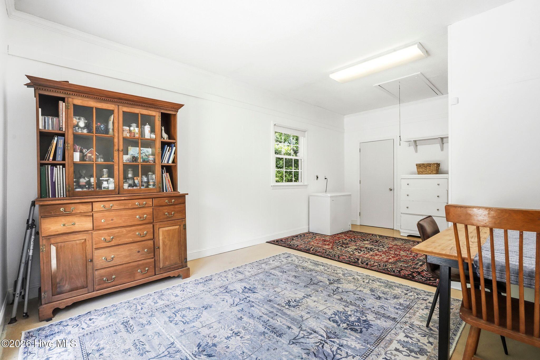 100568648 | Photo 55