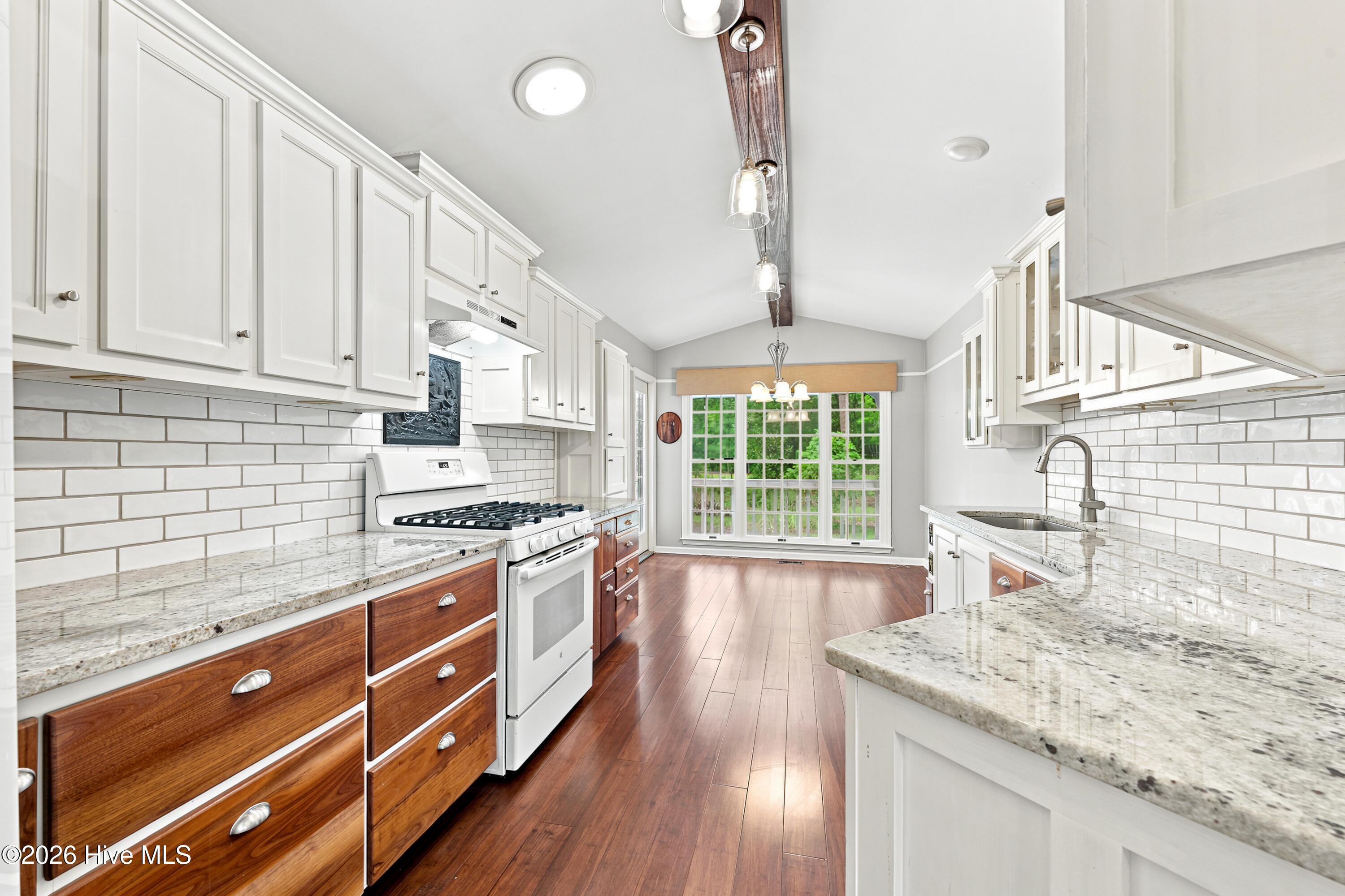 1250 Pine Valley Drive,New Bern