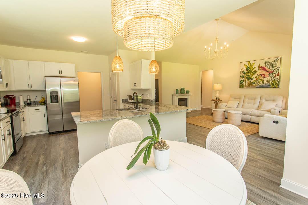 100541547 | Photo 19