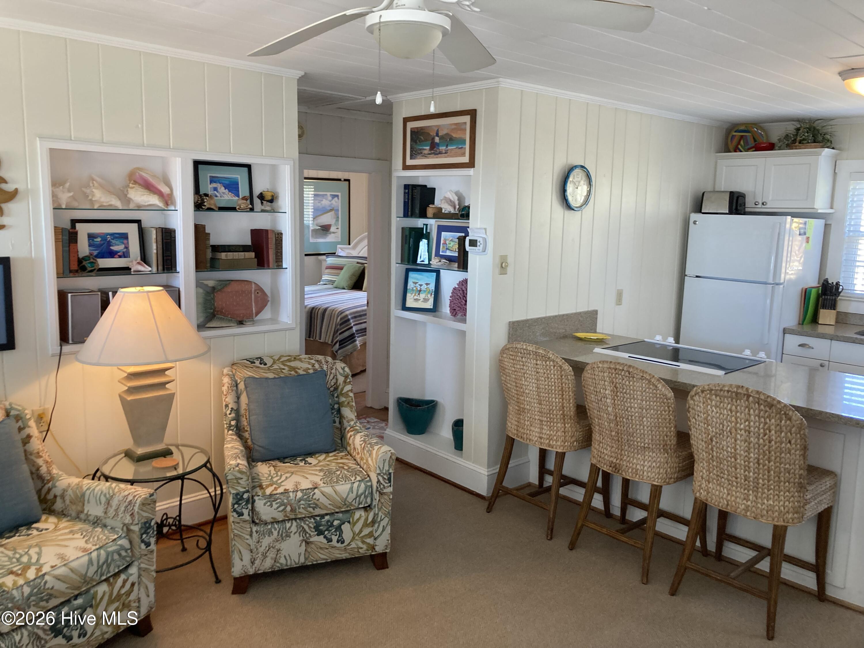 100560926 | Photo 12