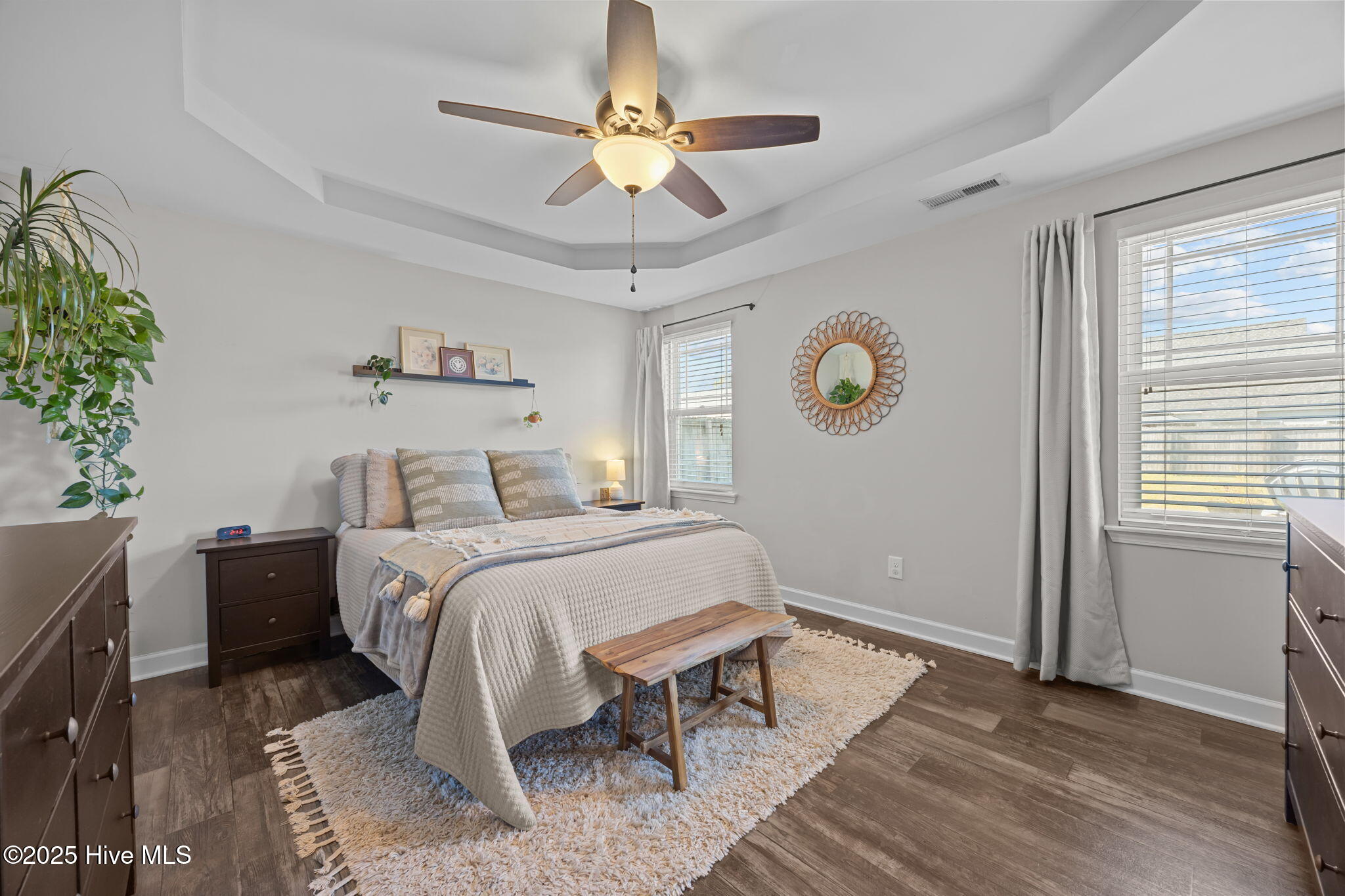 100537004 | Photo 27