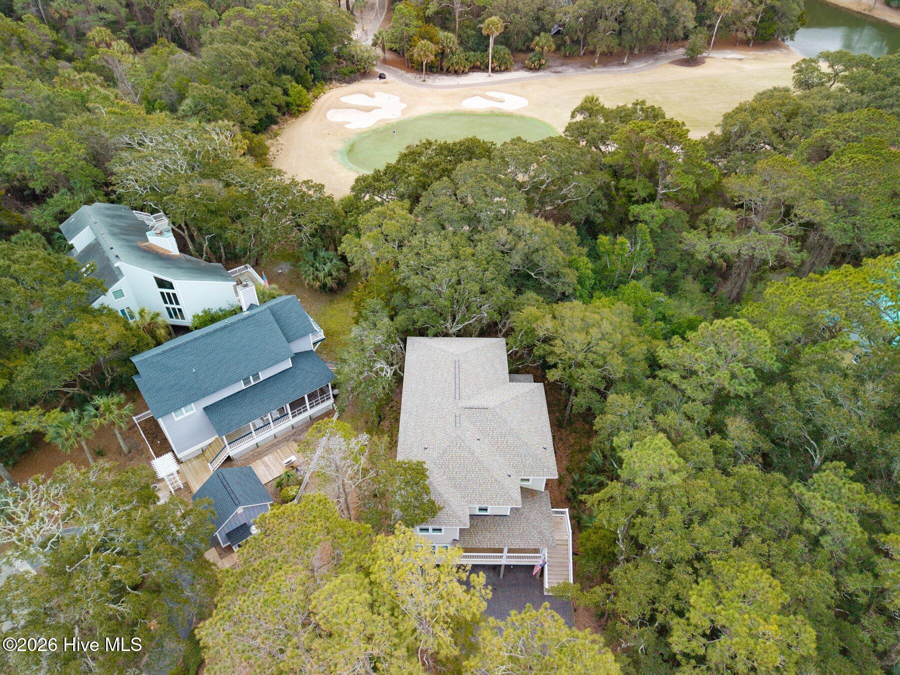 100554015 | Photo 57