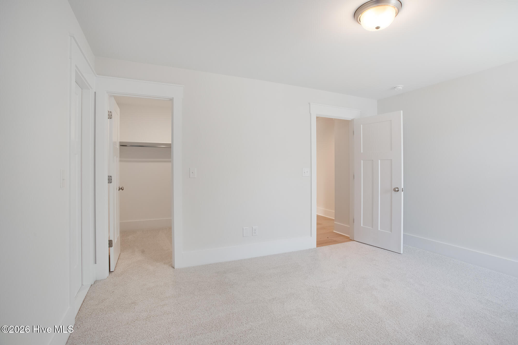 100559755 | Photo 29