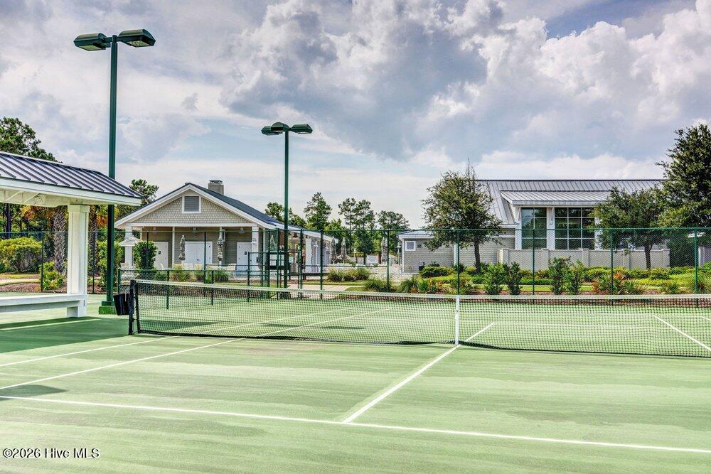 100564119 | Photo 76