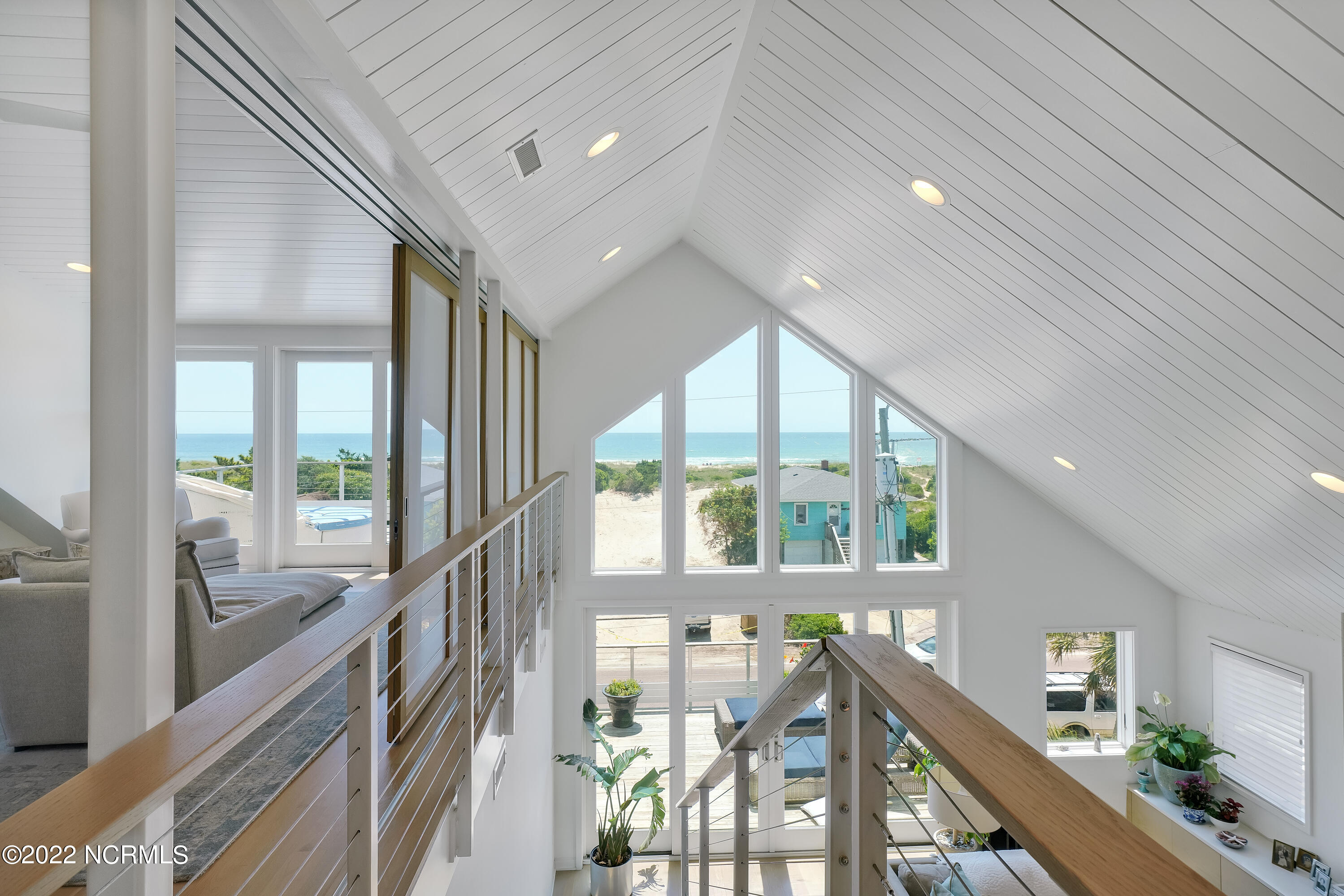 100462193 | Photo 48