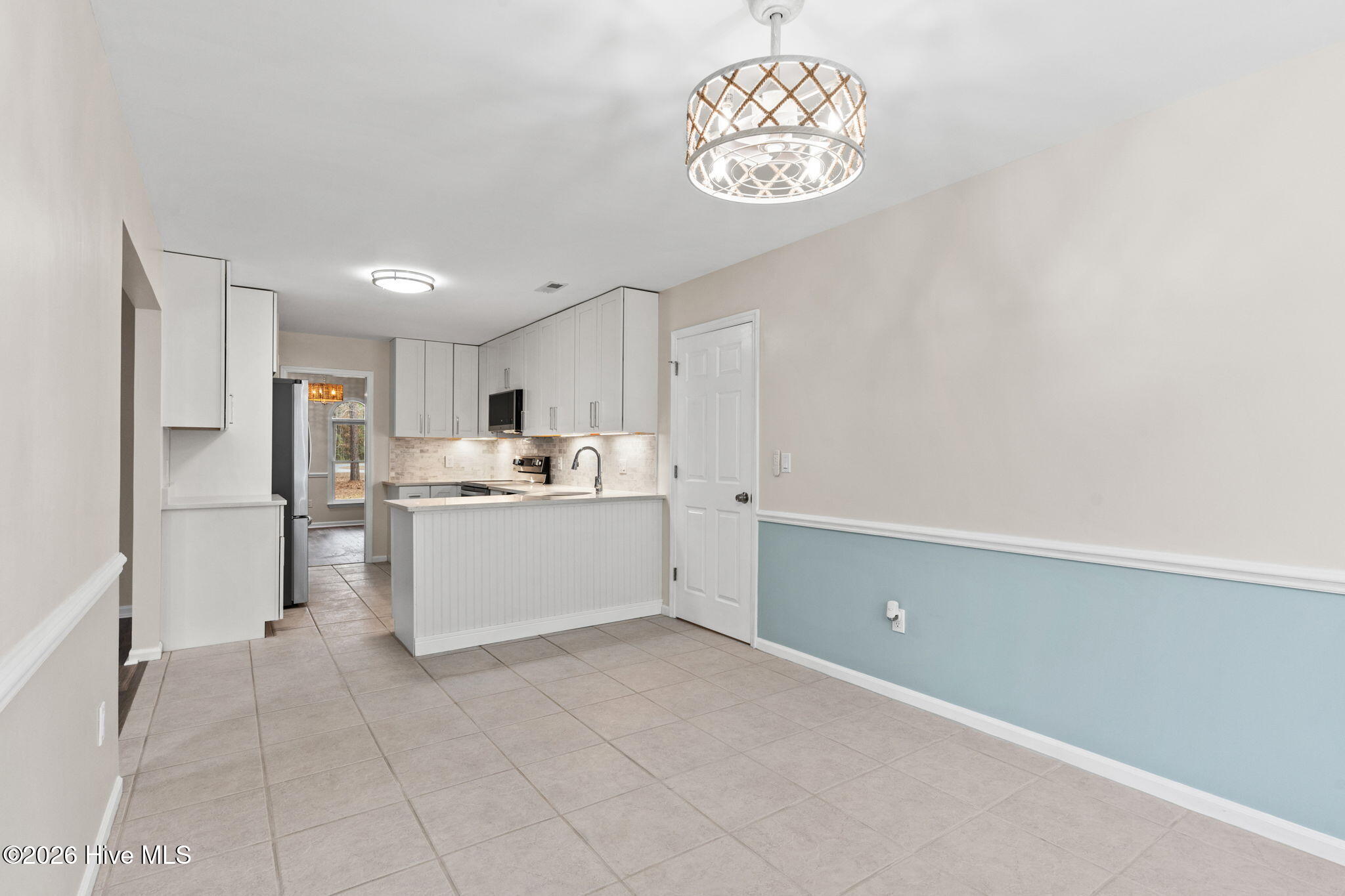 100547566 | Photo 18