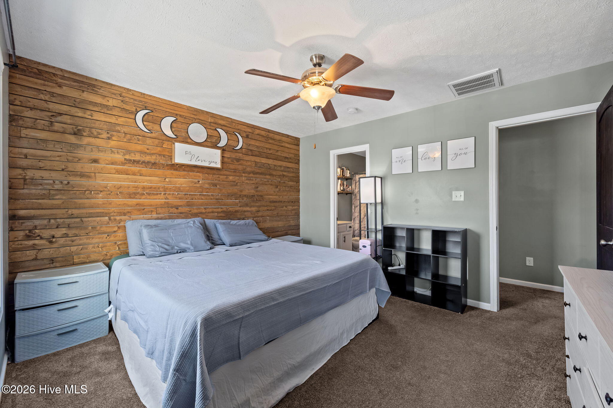 100564313 | Photo 10