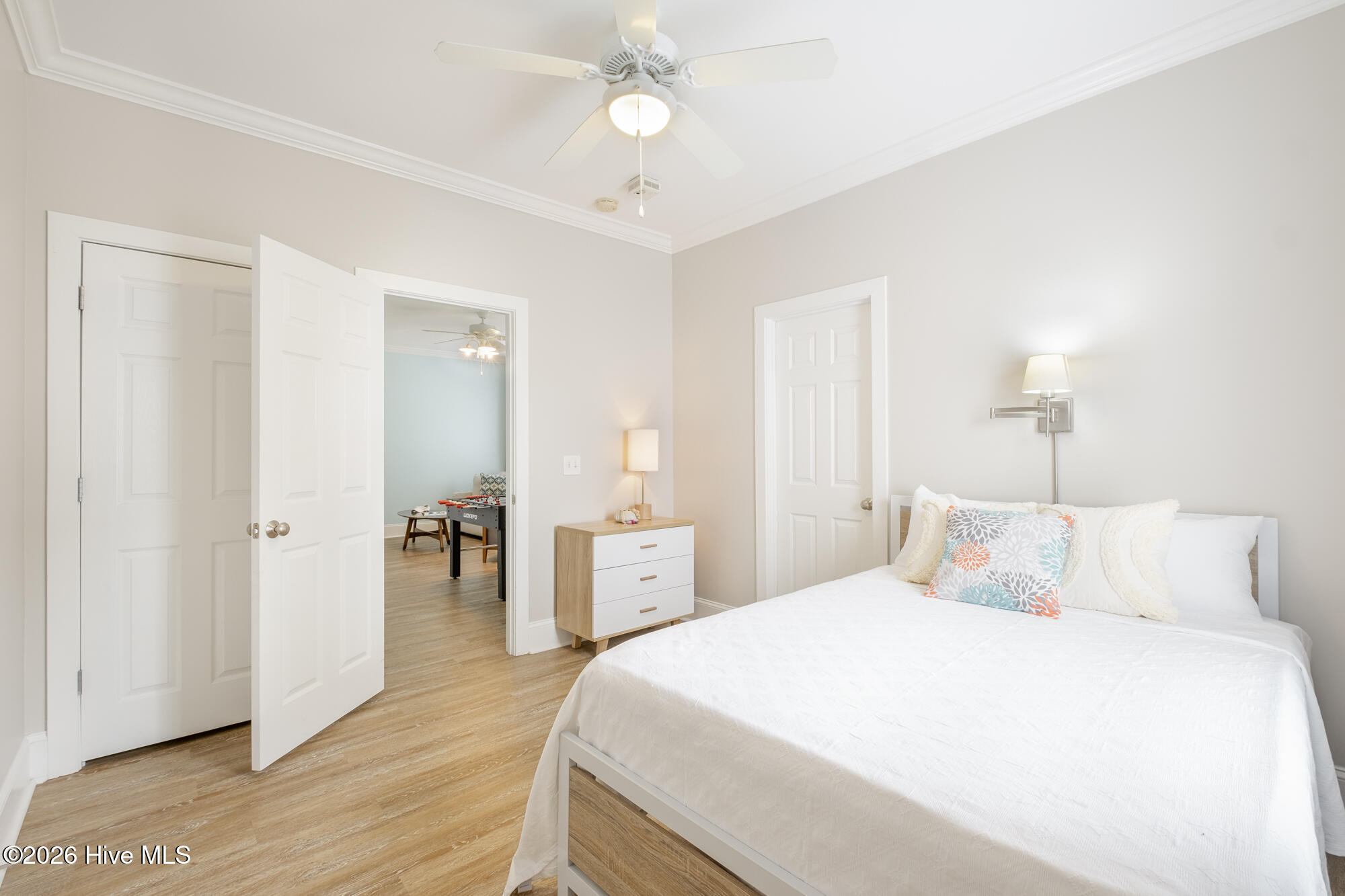 100557553 | Photo 42