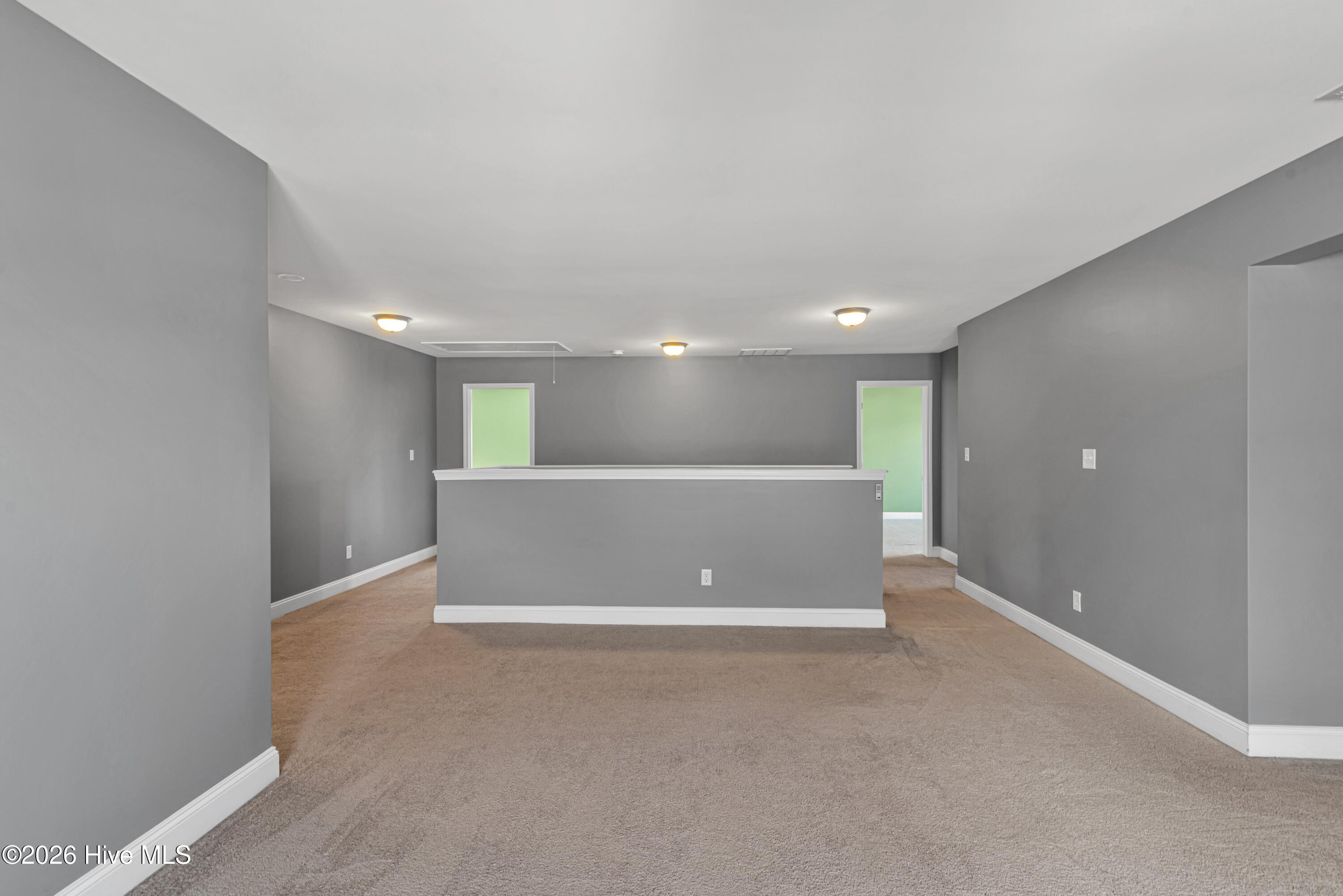 100564004 | Photo 40