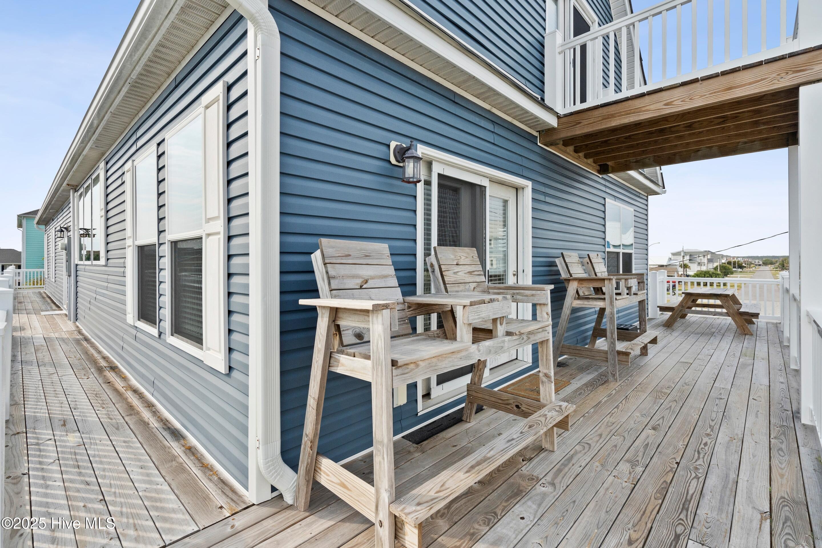 100542826 | Photo 20