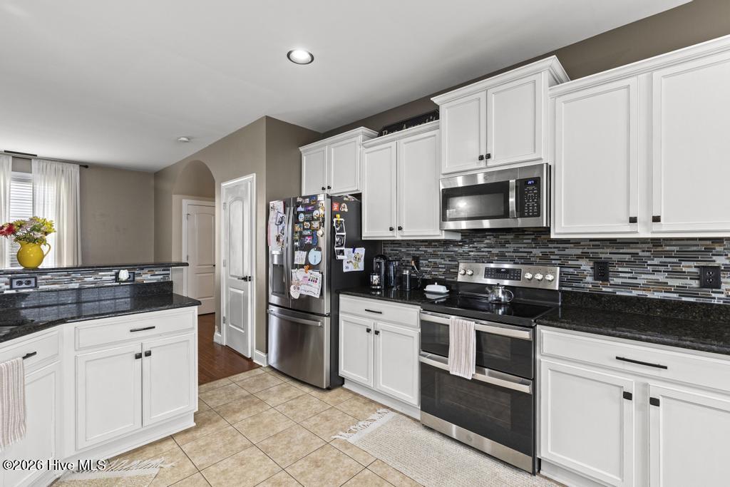 100565258 | Photo 16