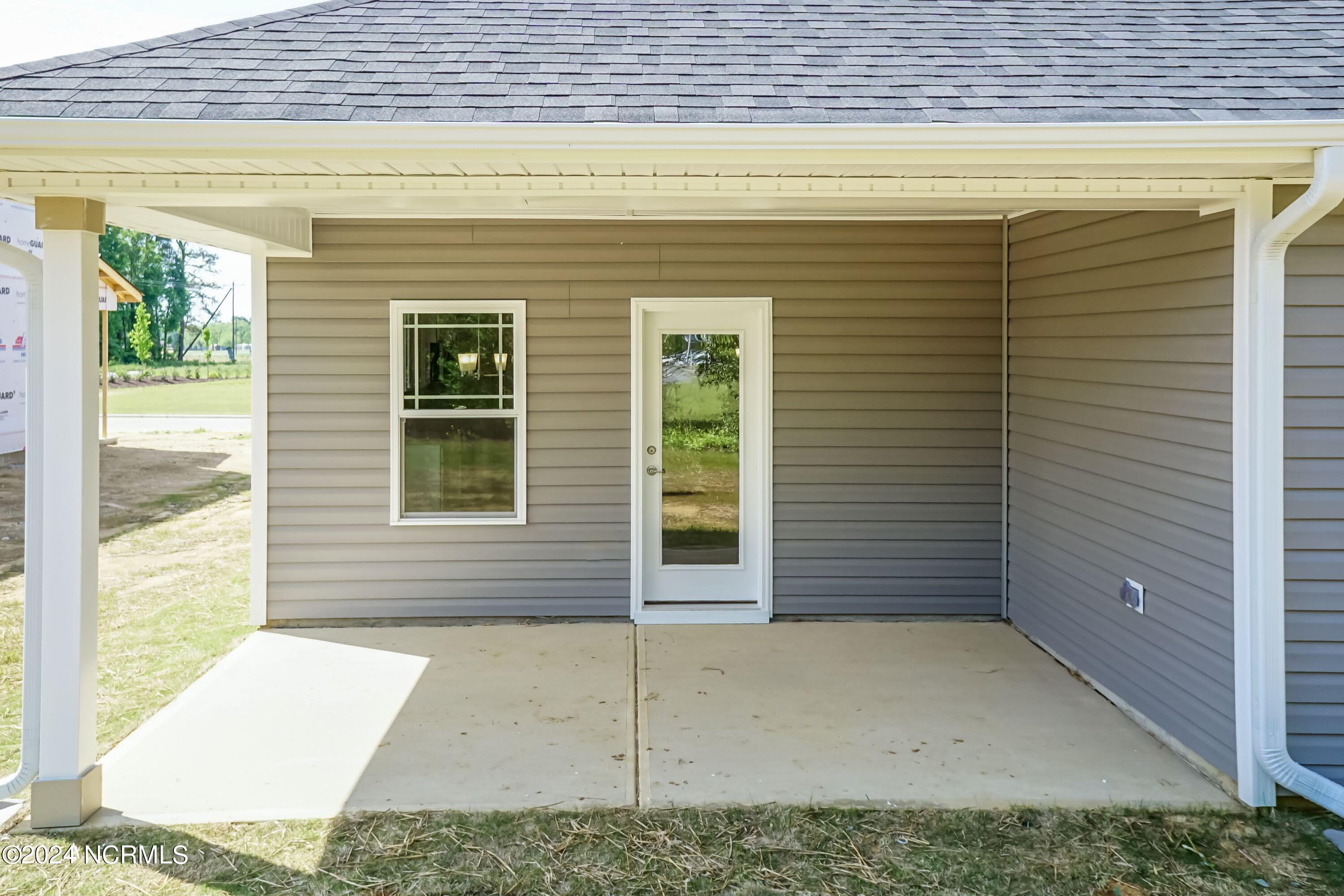 100466257 | Photo 24