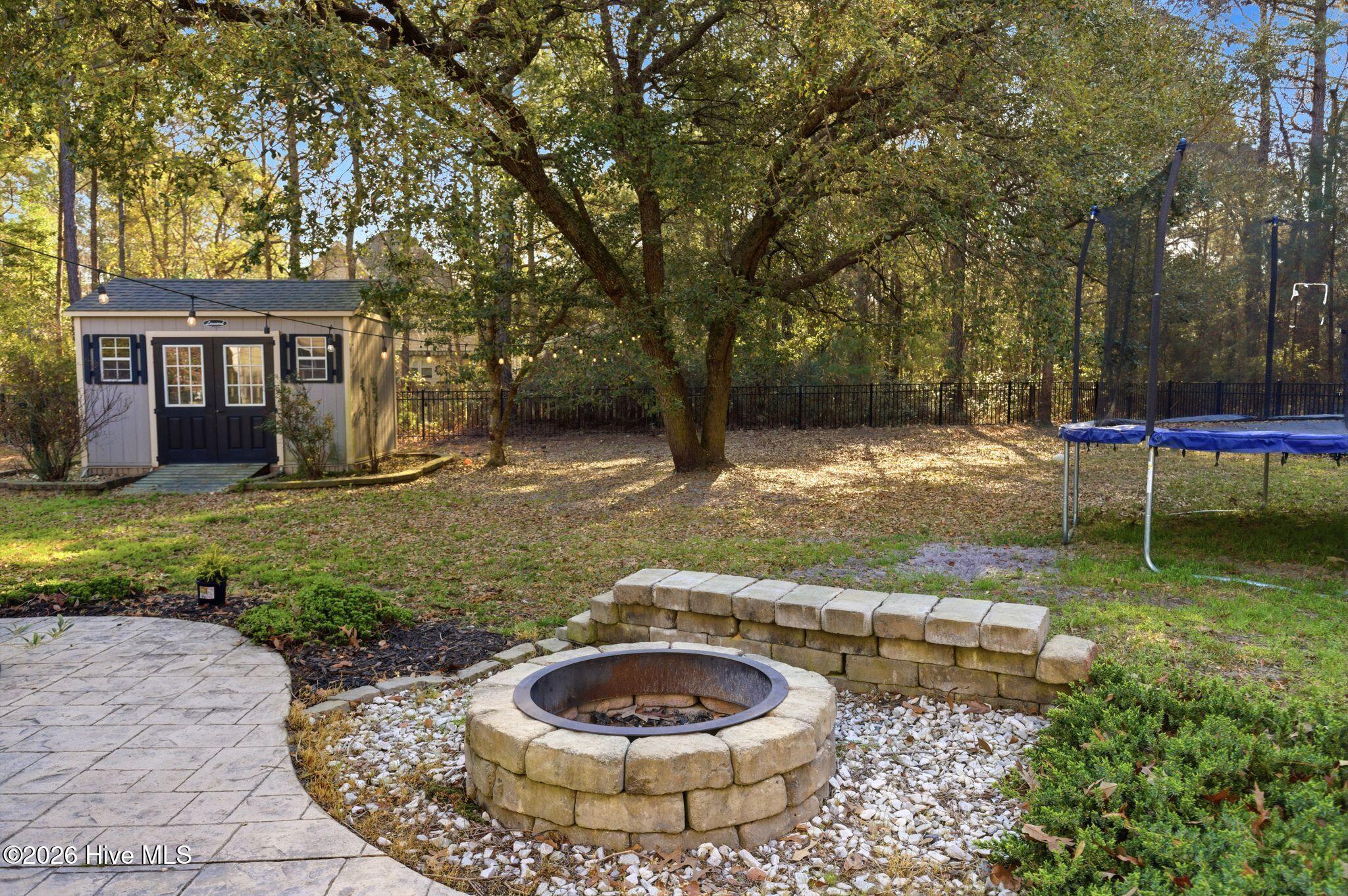 100563379 | Photo 56