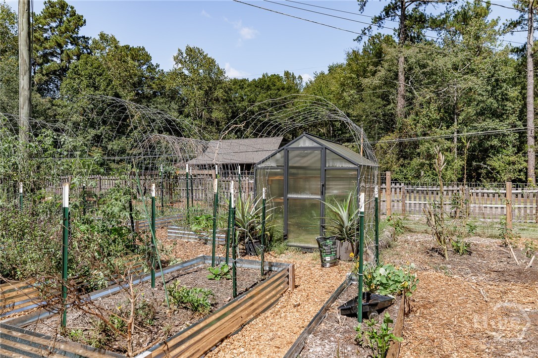 1070 Sunnyside Drive