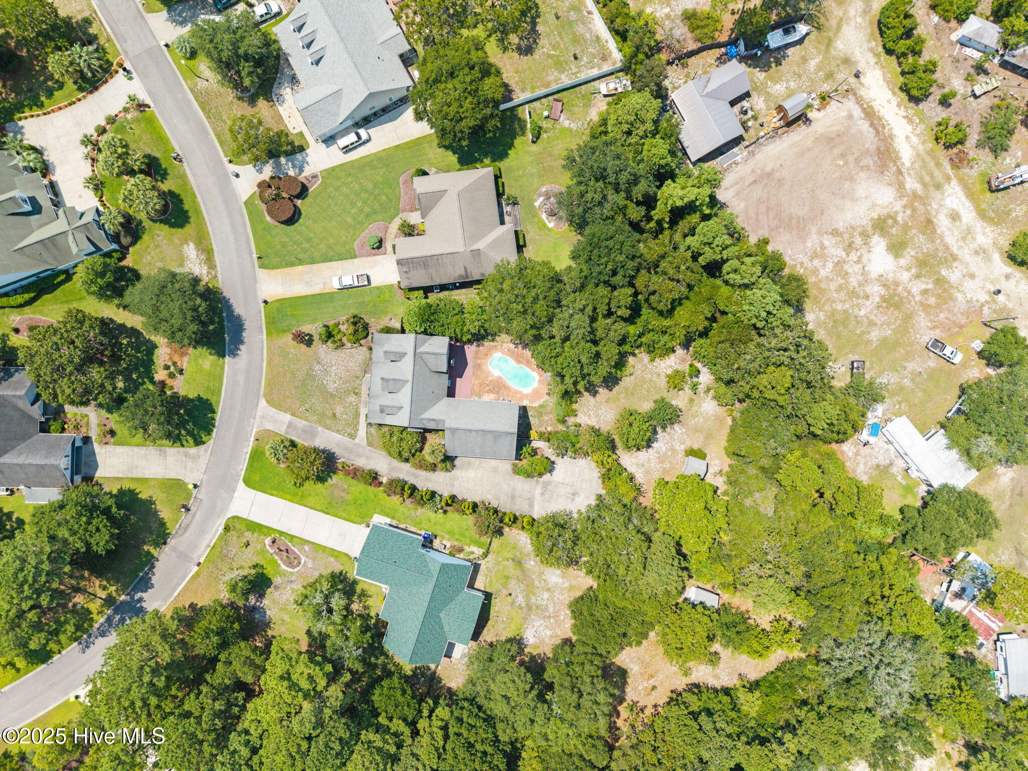 100522413 | Photo 55