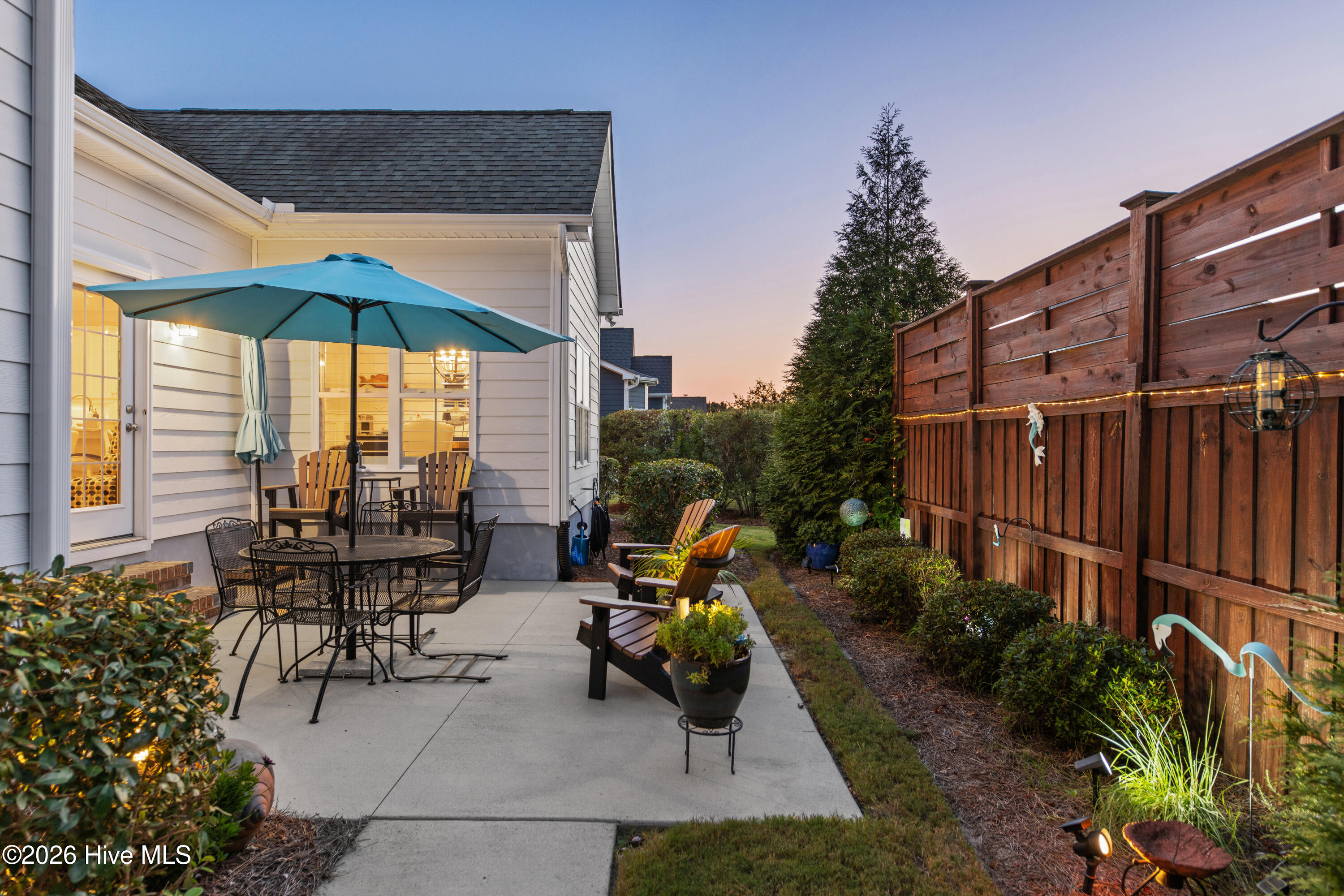 100554937 | Photo 37