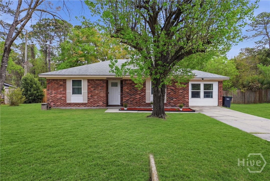 1532 Marcy Circle