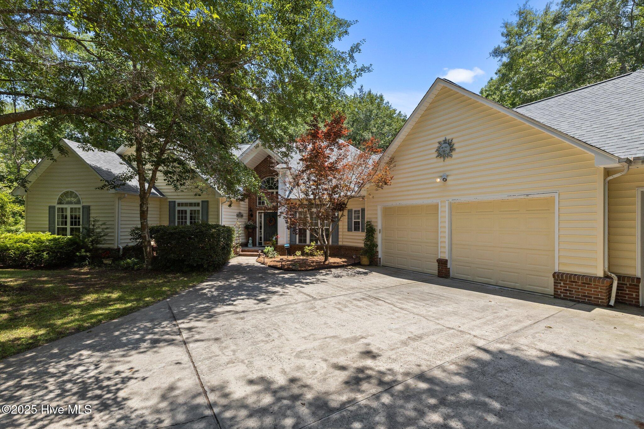 100517626 | Photo 61