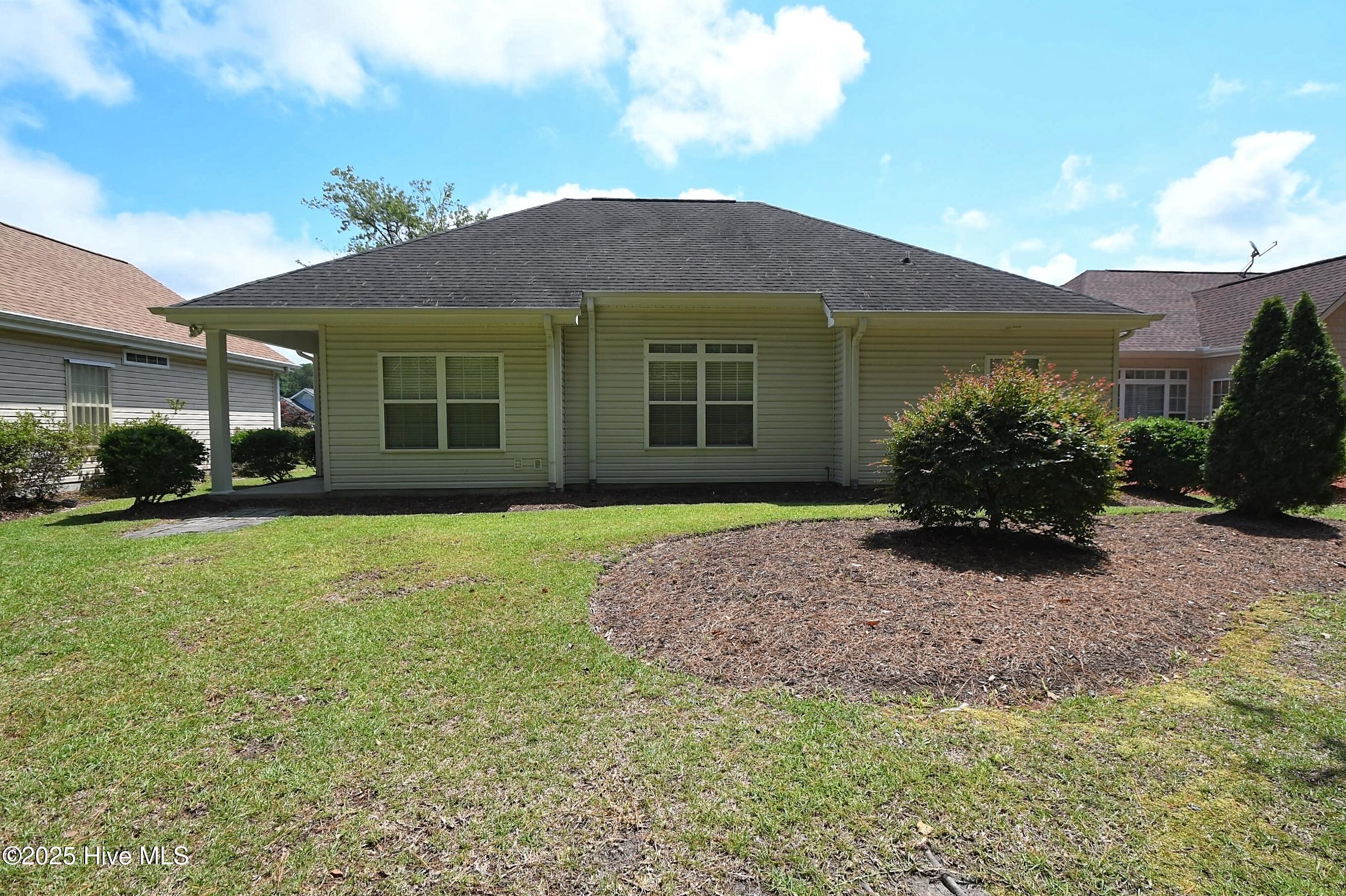 100546835 | Photo 16