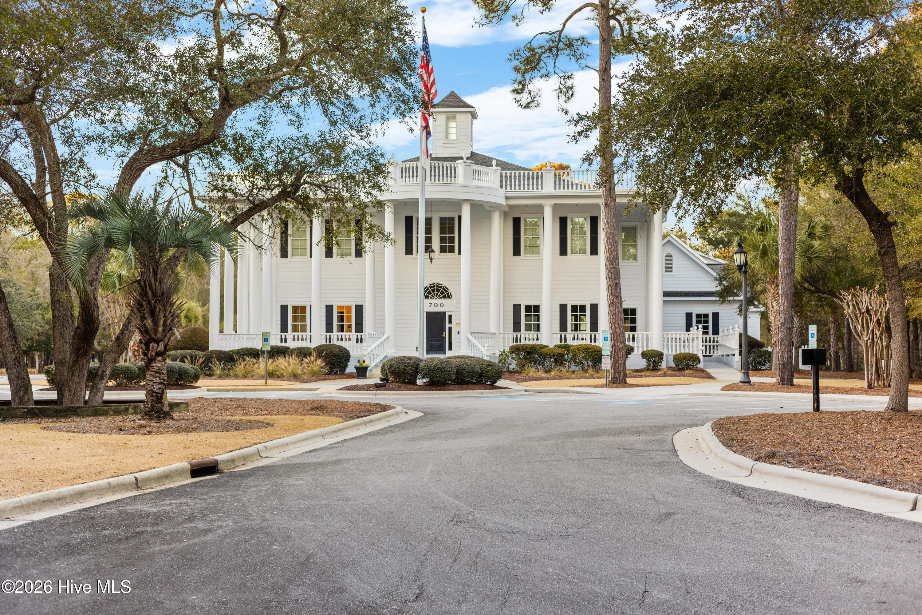 100560596 | Photo 54