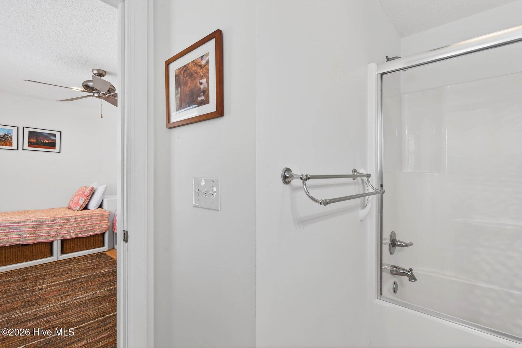 100563244 | Photo 20