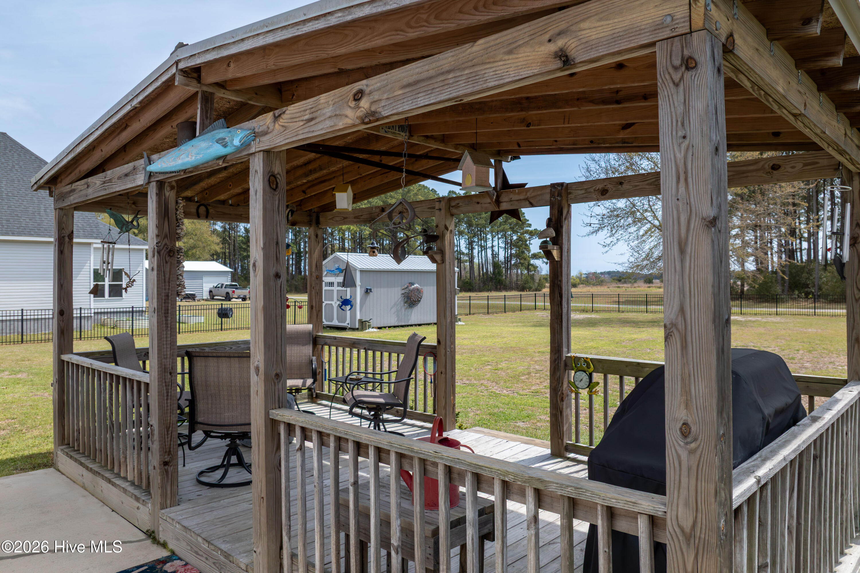 100563582 | Photo 42