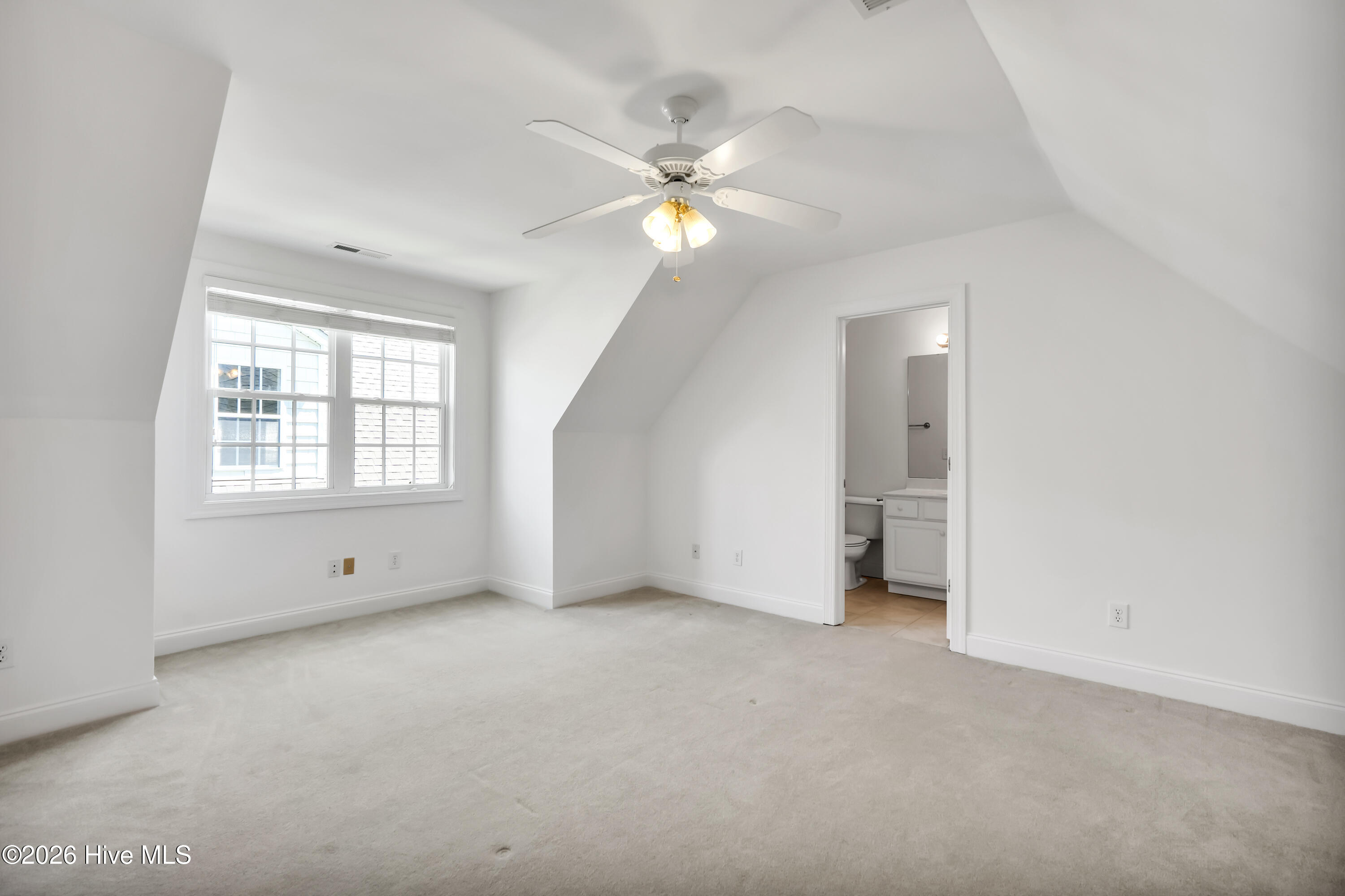 100554924 | Photo 29