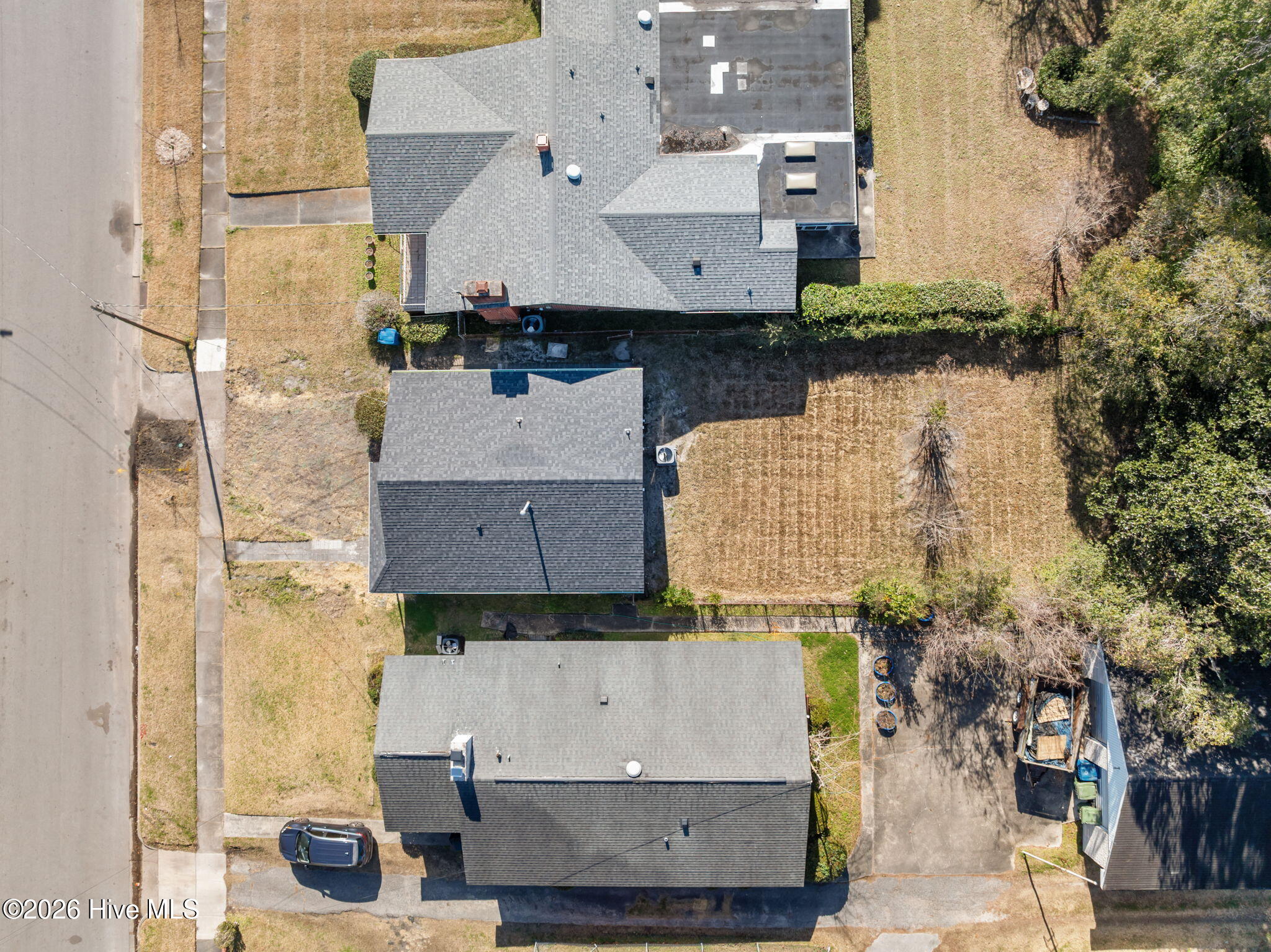 100550477 | Photo 35