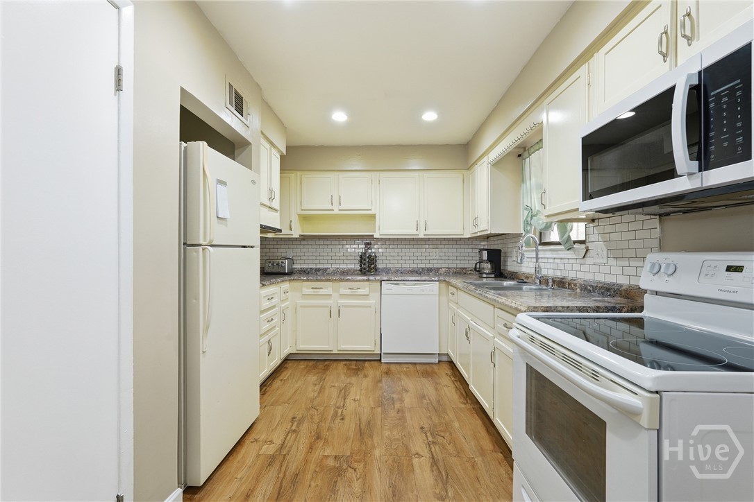 2222 Bacon Park Drive, Savannah, GA 31406 Listing Photo  14