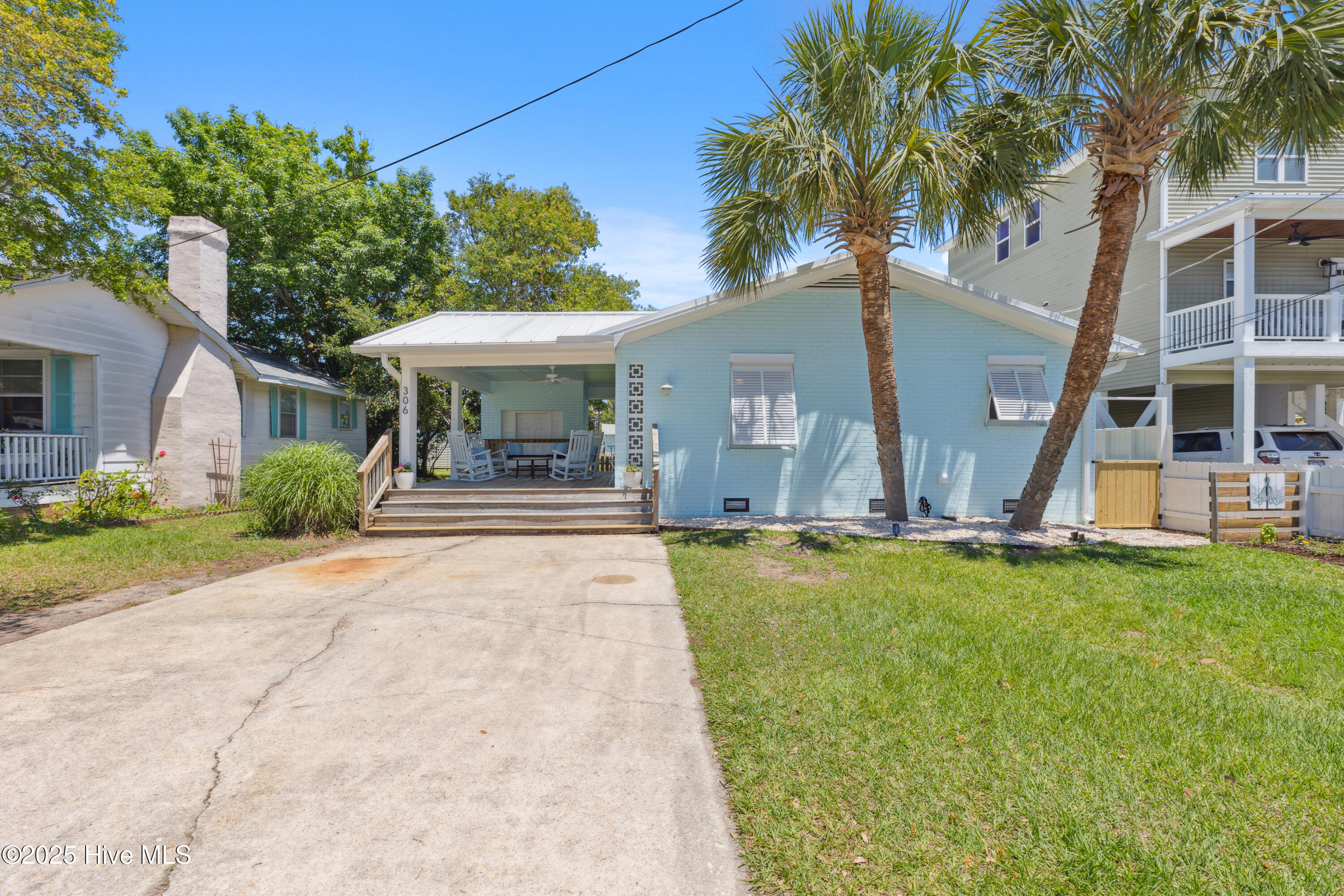 Homes for sale in Carolina Beach, NC | 306 Charlotte Ave, Carolina Beach, NC 28428 | MLS# 100526535