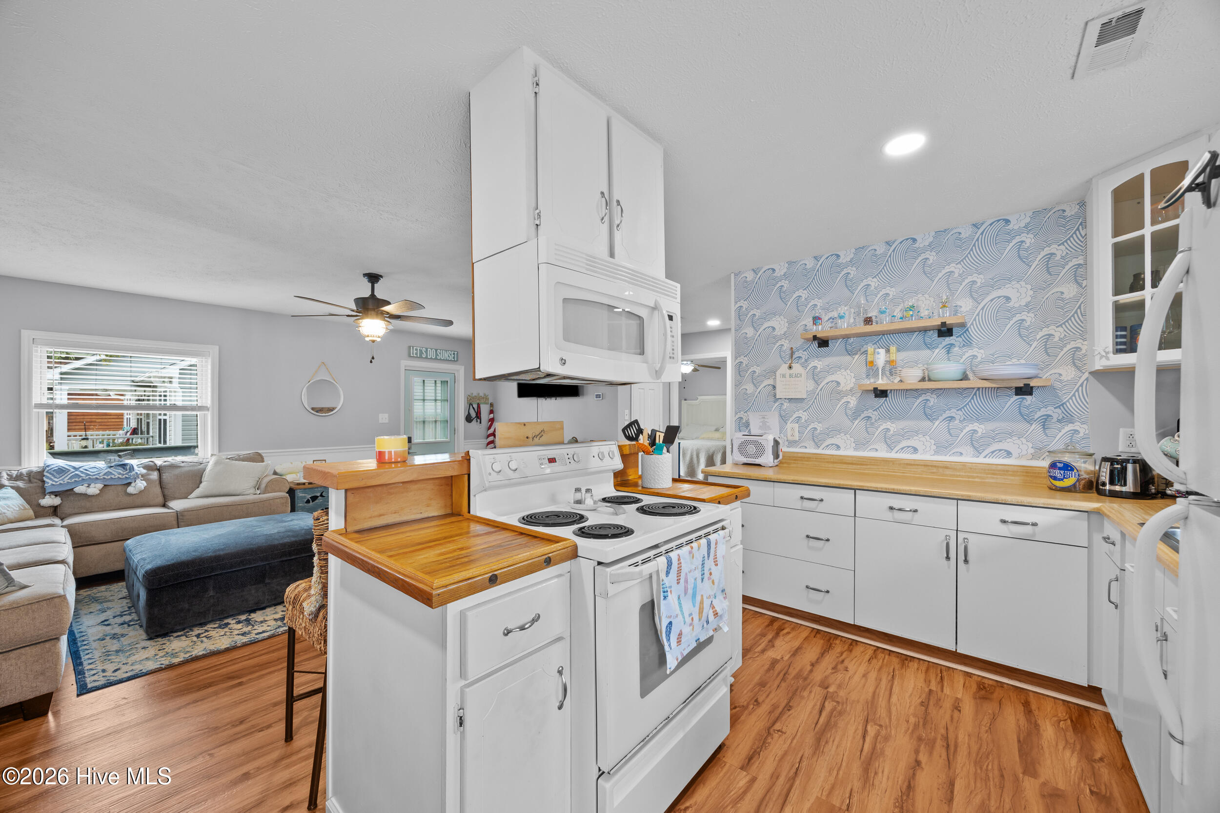 100554331 | Photo 18