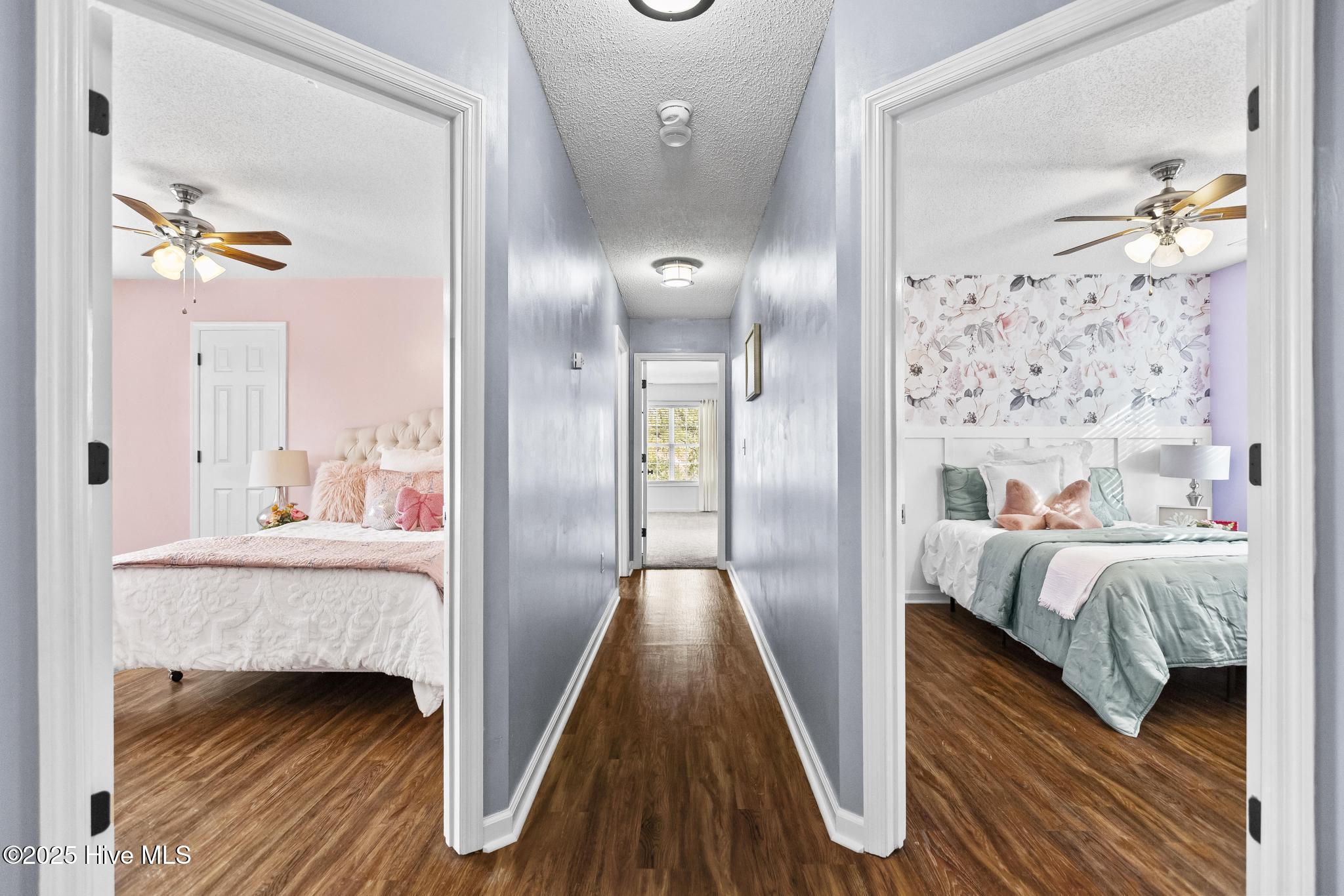 100546183 | Photo 27