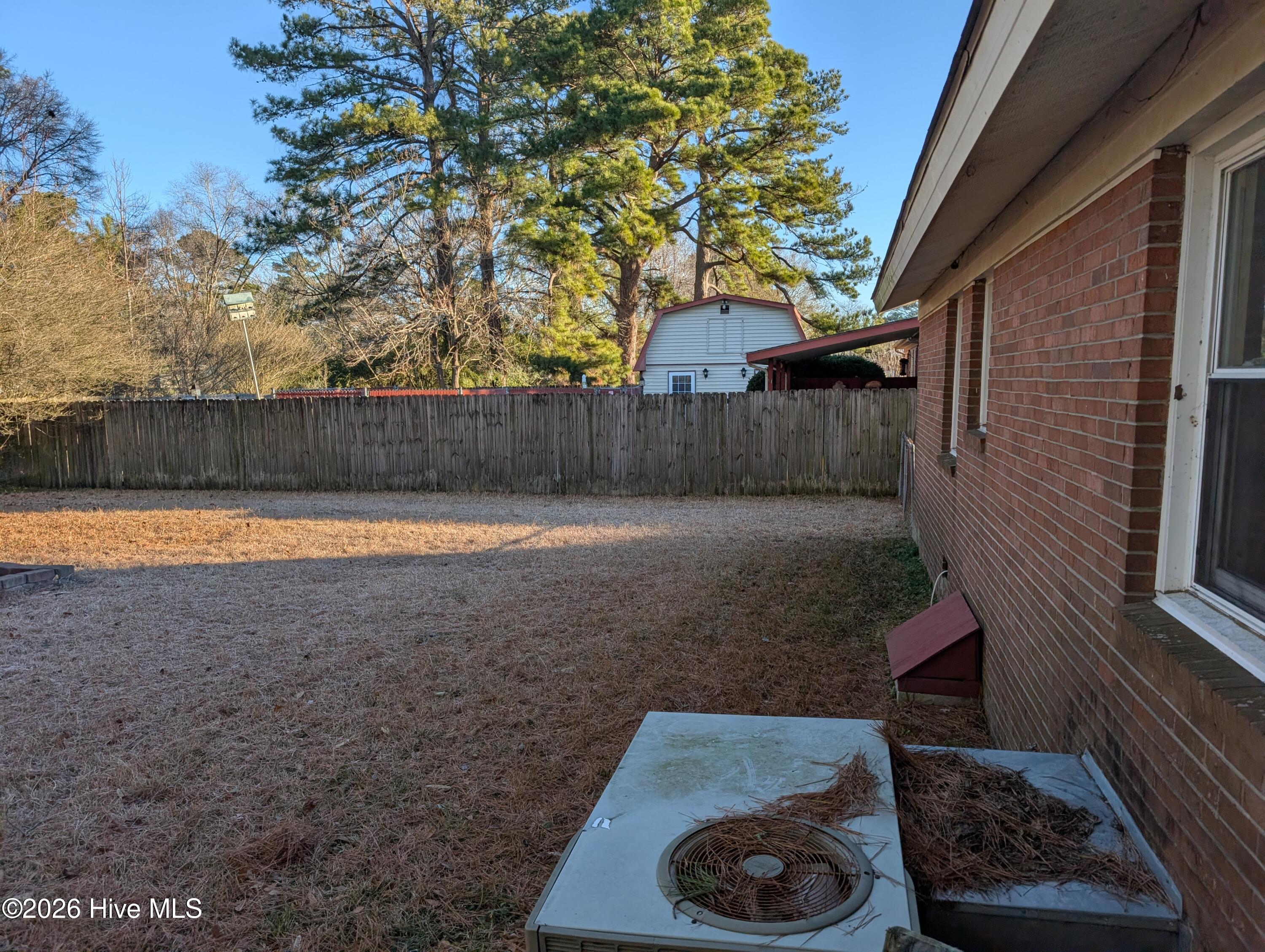 100548942 | Photo 21