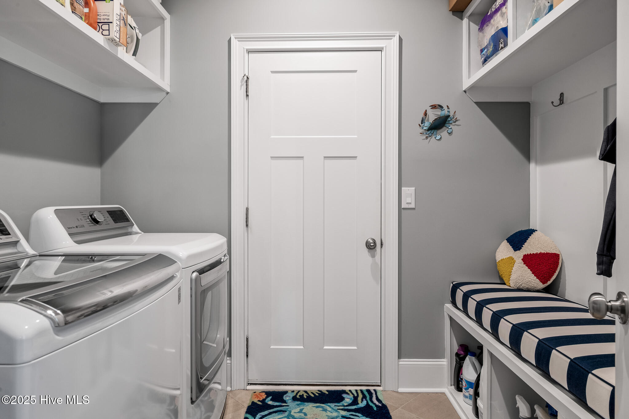 100526725 | Photo 40