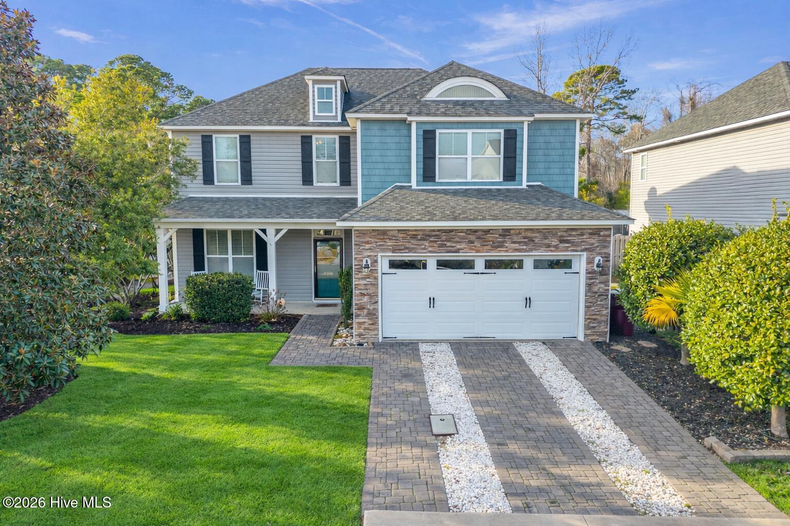 100551550 | Photo 33