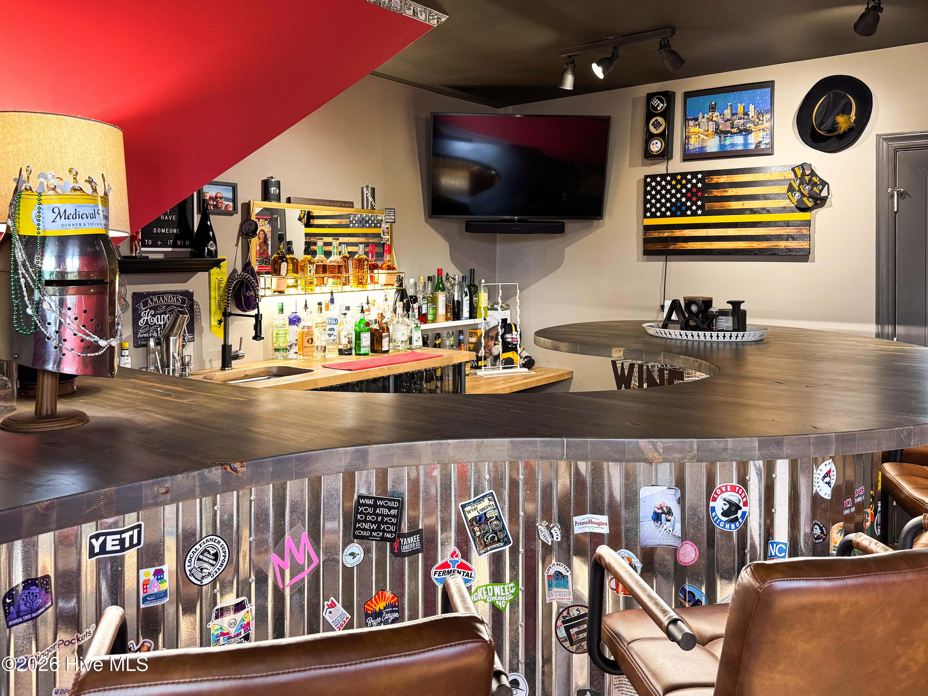 100565169 | Photo 22