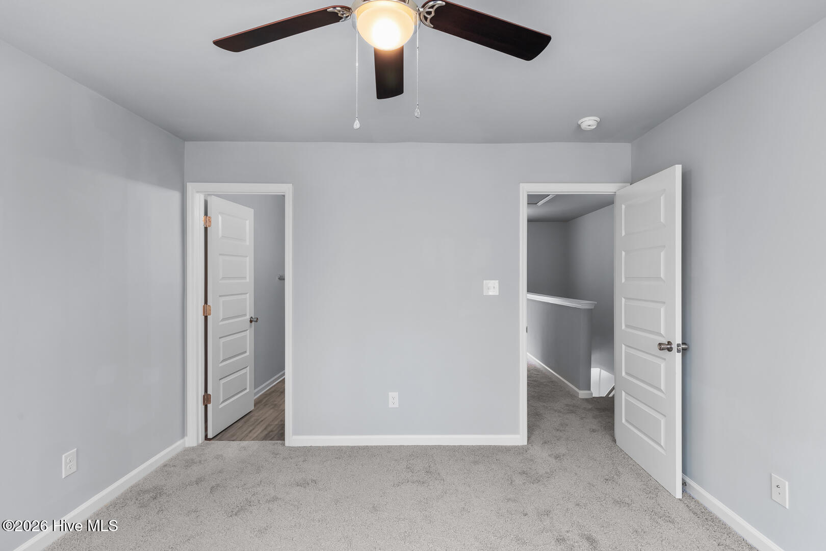 100560864 | Photo 20