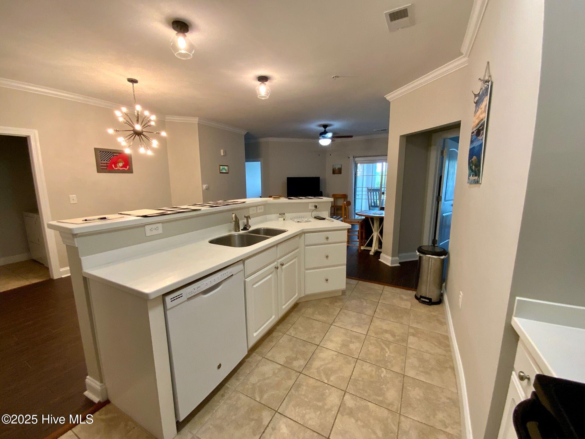 100 Gateway Condos Drive UNIT 113, Surf City, NC, 28445