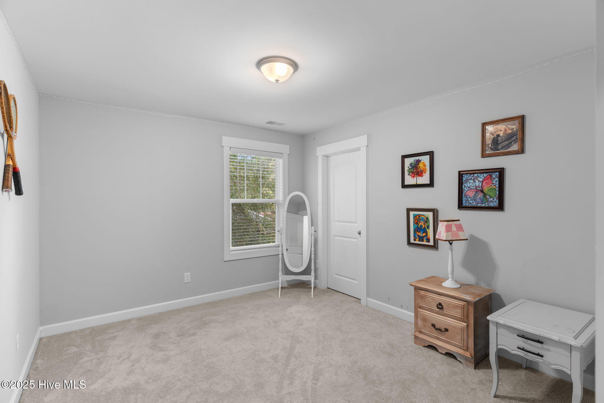 100526886 | Photo 36