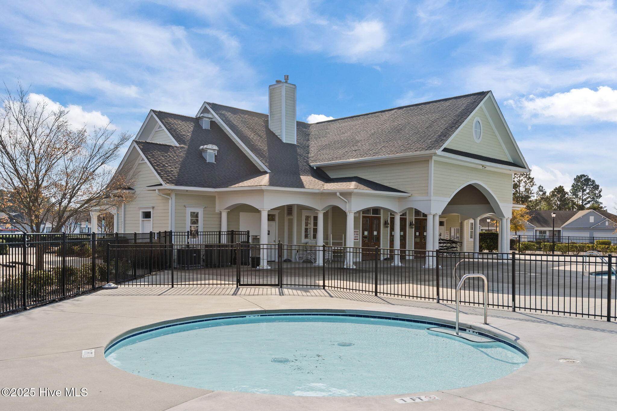 100544048 | Photo 57